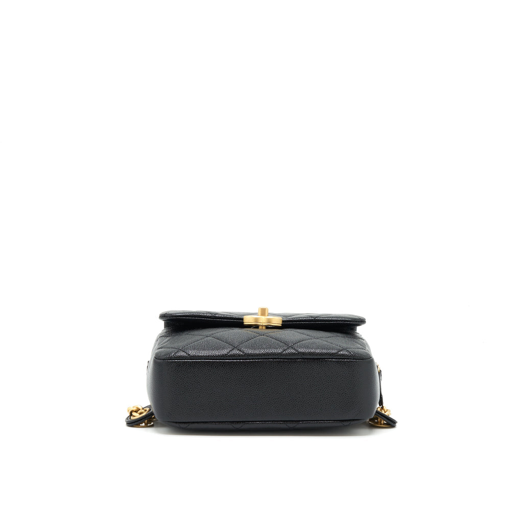 CHANEL 22P FLAP BACKPACK CAVIAR BLACK GHW