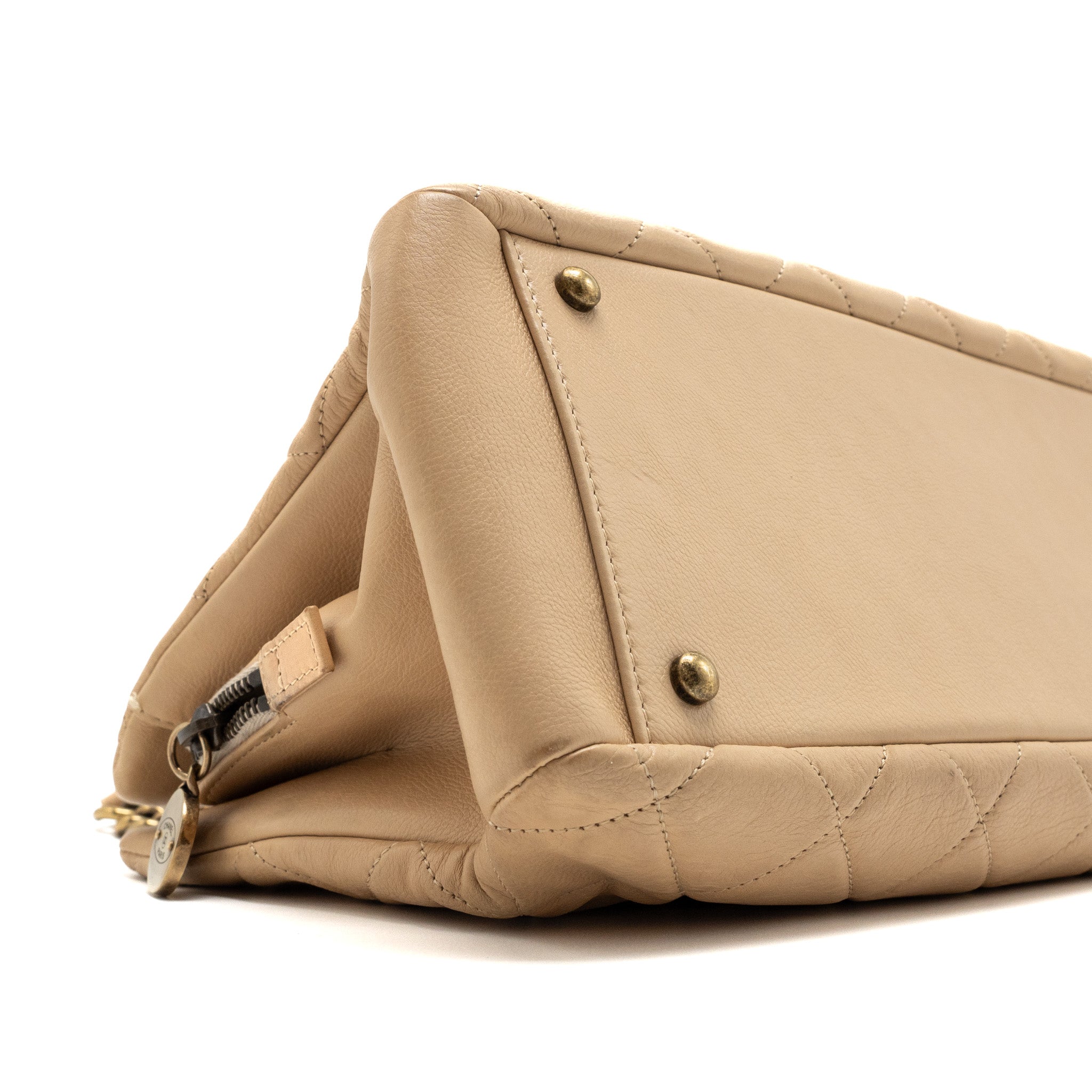 CHANEL SHOPPING TOTE CALFSKIN BEIGE GHW