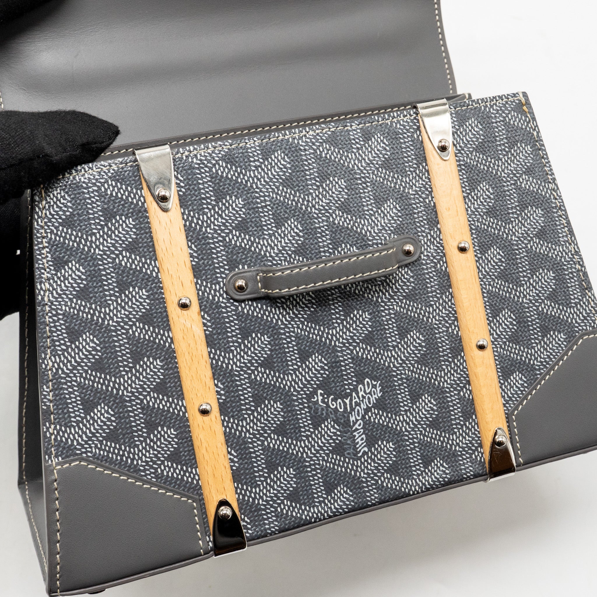 GOYARD SAIGON STRUCTURE MINI BAG GOYARDINE CANVAS/CALFSKIN GREY SHW