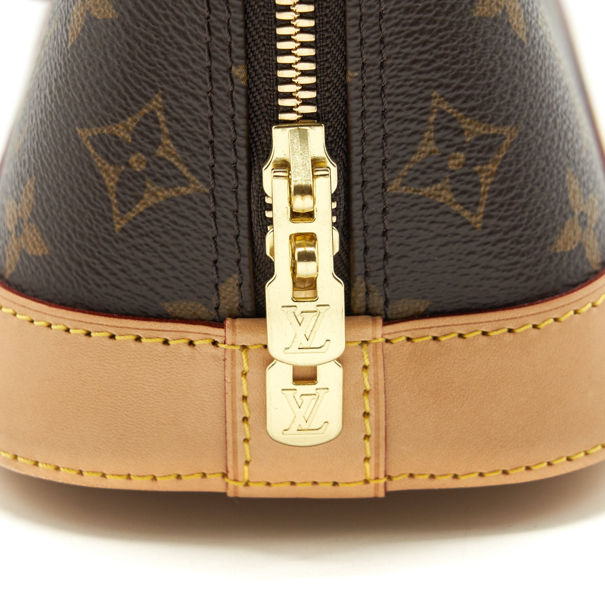 LOUIS VUITTON MONOGRAM ALMA BB CROSSBODY BAG