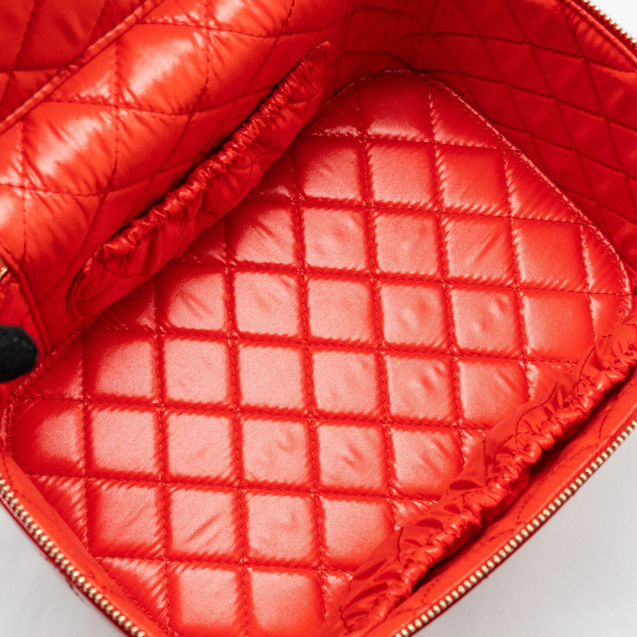 CHANEL LARGE VANITY POUCH PATENT RED GHW