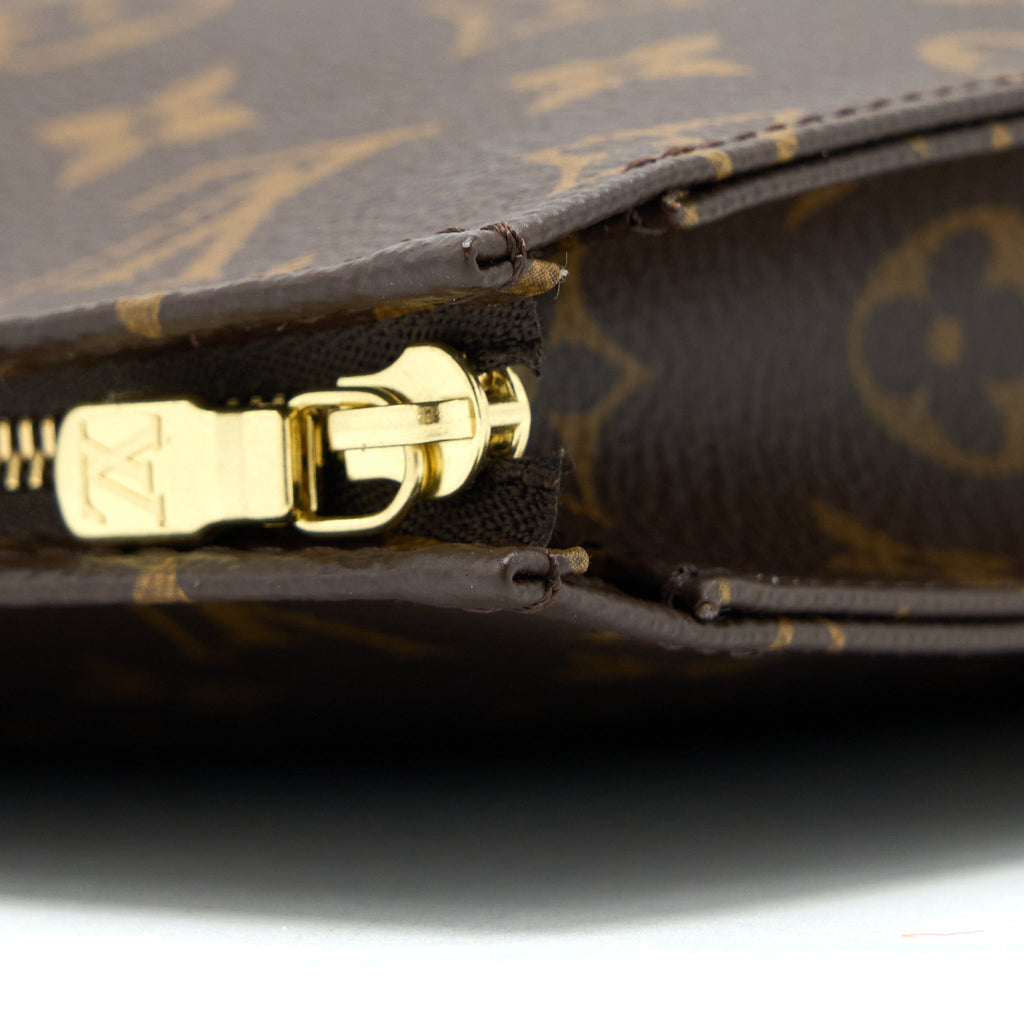 LOUIS VUITTON TOILETRY POCHETTE 26 MONOGRAM CANVAS GHW