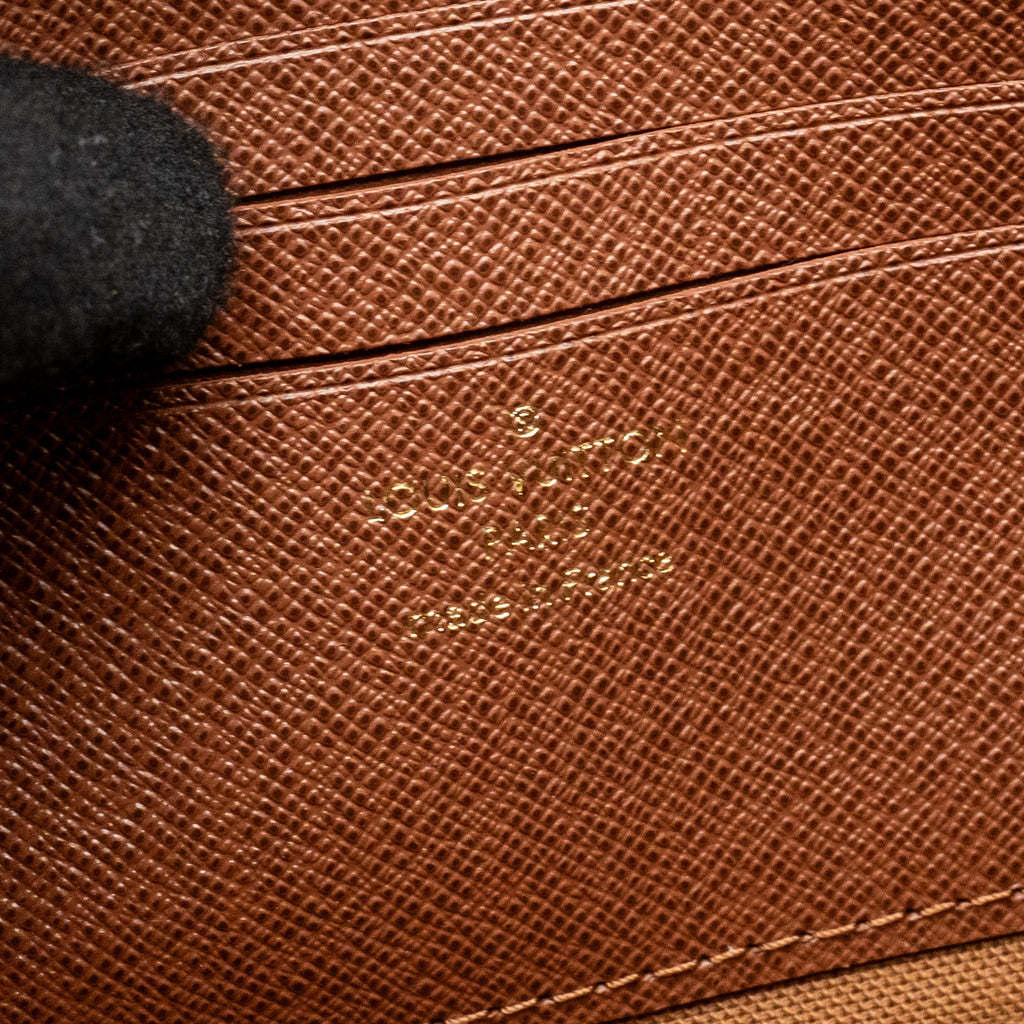LOUIS VUITTON IVY WALLET ON CHAIN MONOGRAM CANVAS GHW