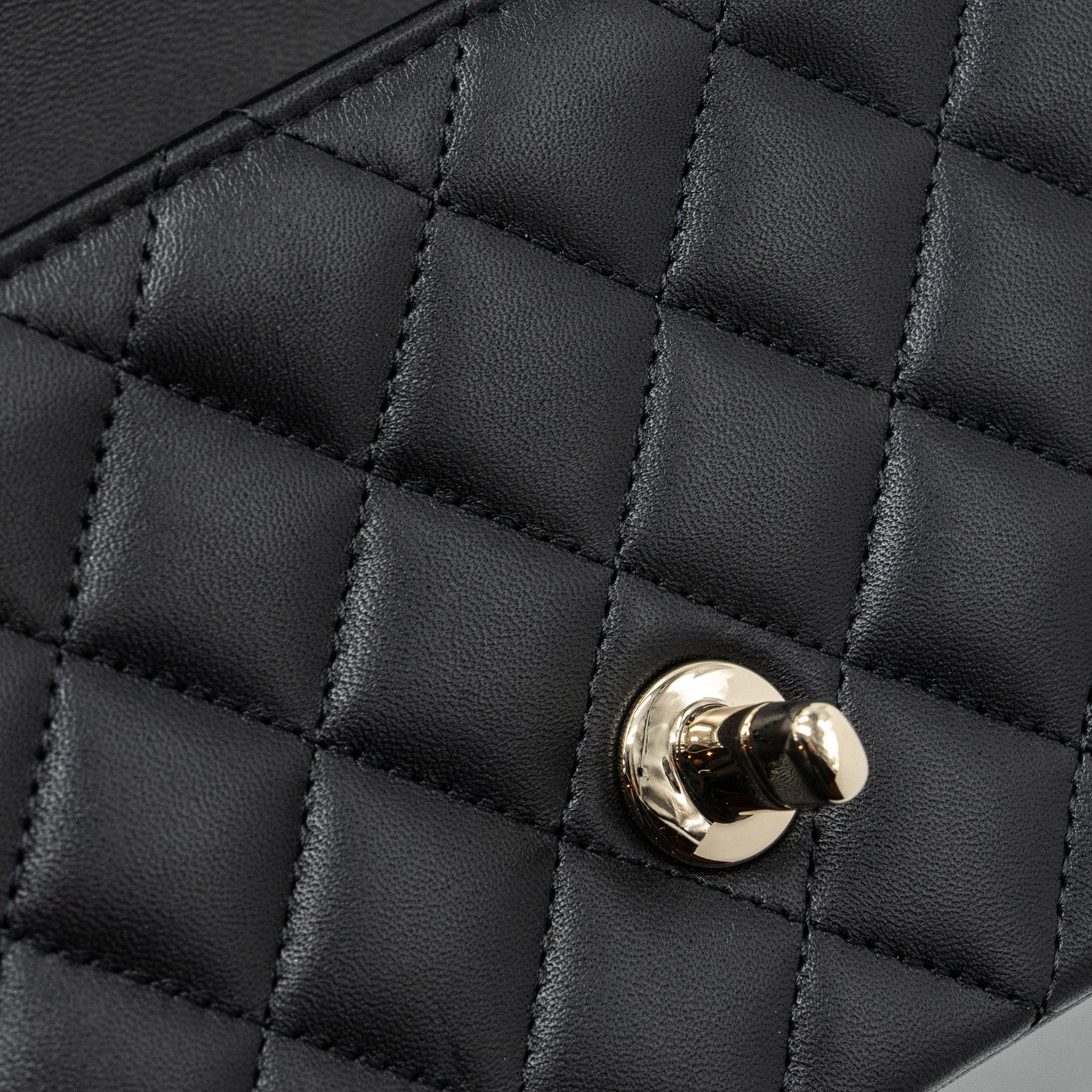 CHANEL 22P LION CHARM TOP HANDLE MINI RECTANGULAR FLAP BAG LAMBSKIN BLACK LGHW (MICROCHIP)