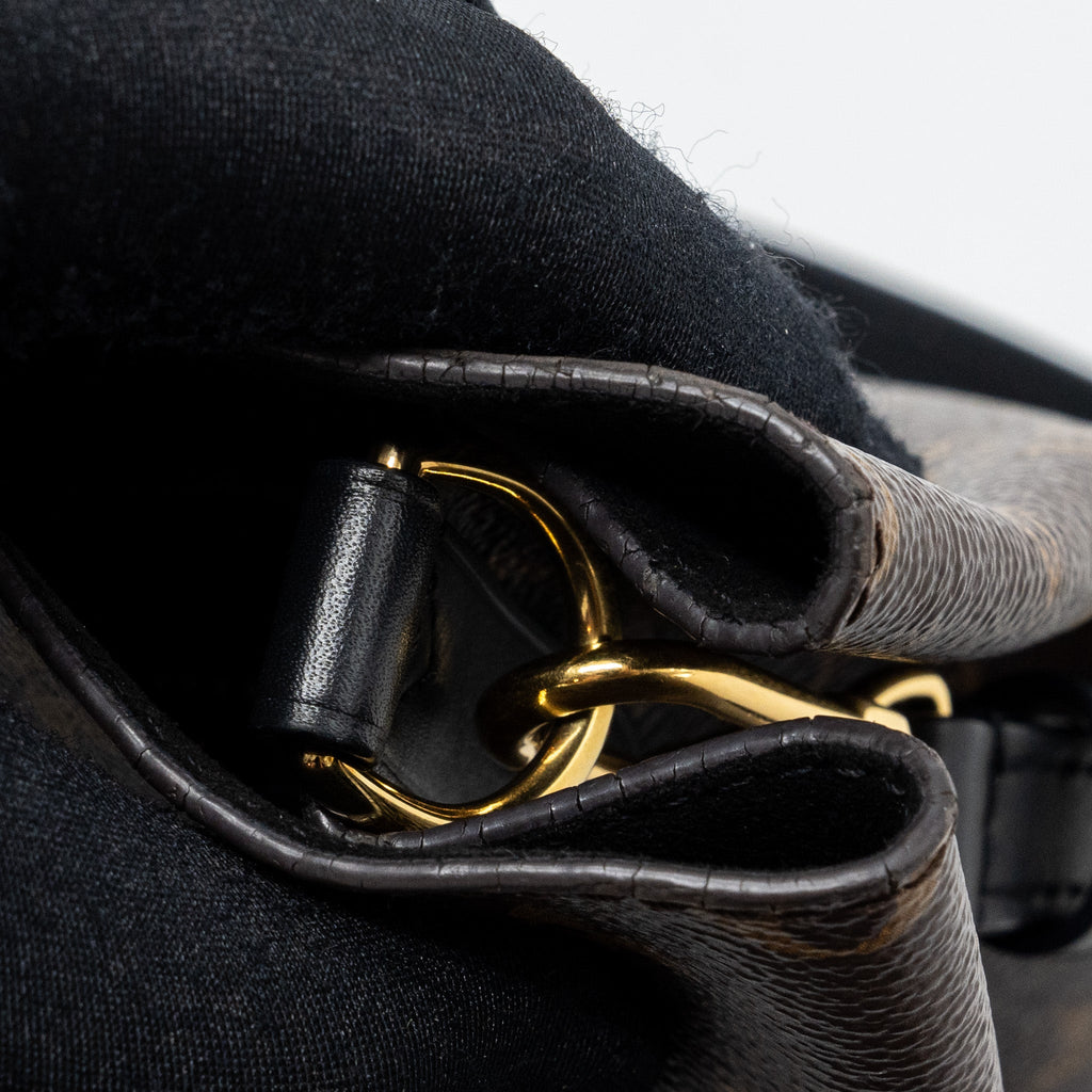 LOUIS VUITTON NEONOE MM  MONOGRAM CANVAS BLACK GHW