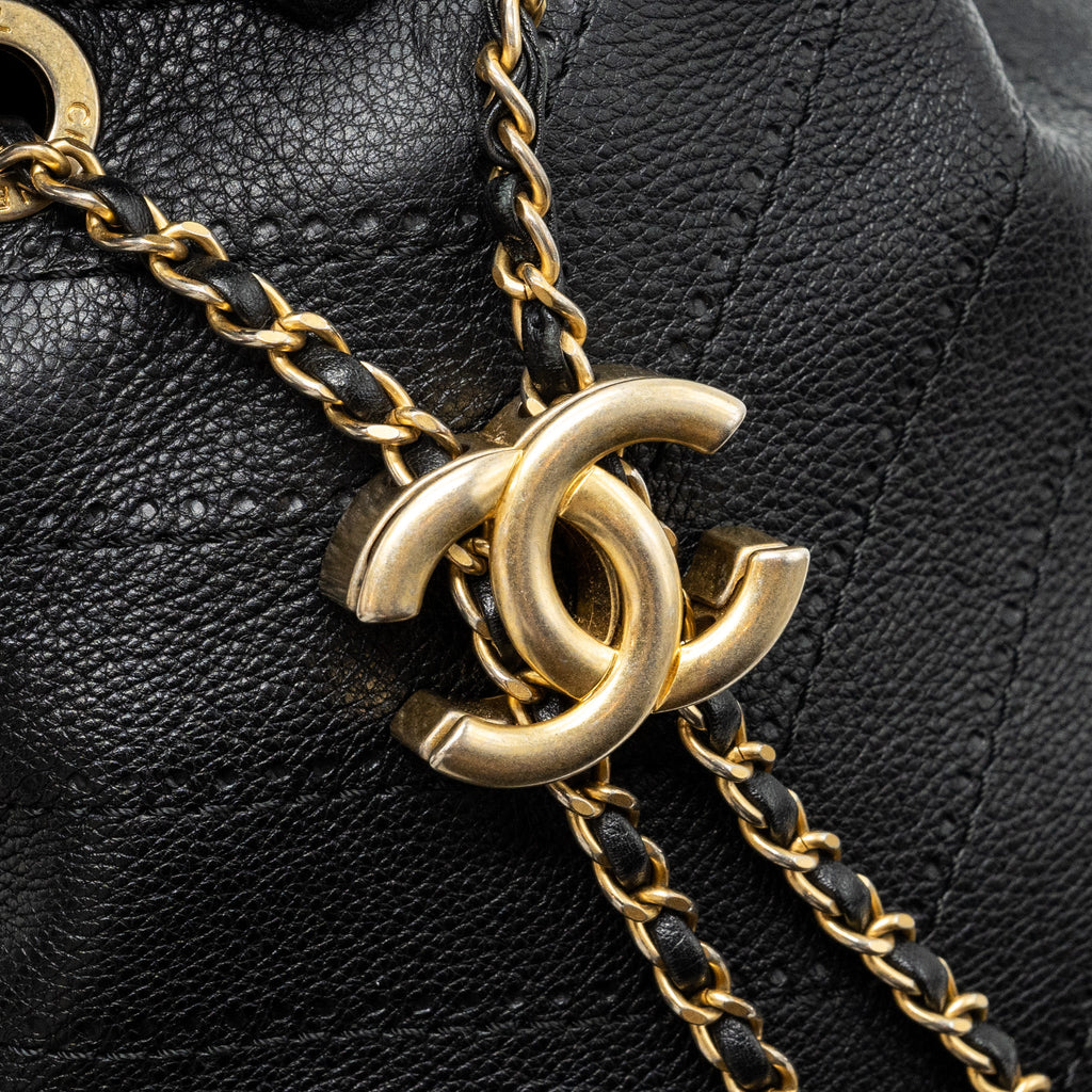 CHANEL CHEVRON BUCKET BAG GRAINED CALFSKIN BLACK GHW
