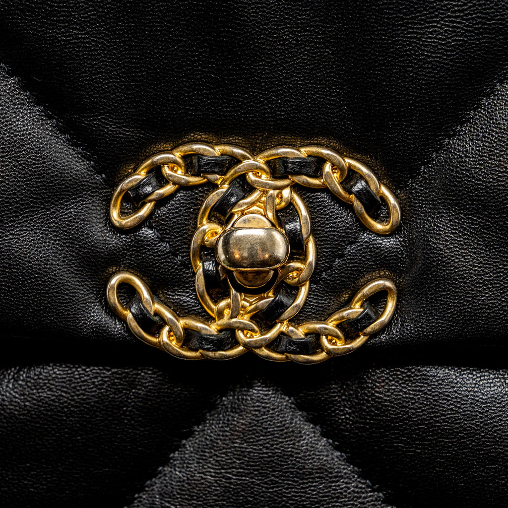CHANEL MEDIUM 19 BAG GOATSKIN BLACK MULTICOLOUR HARDWARE
