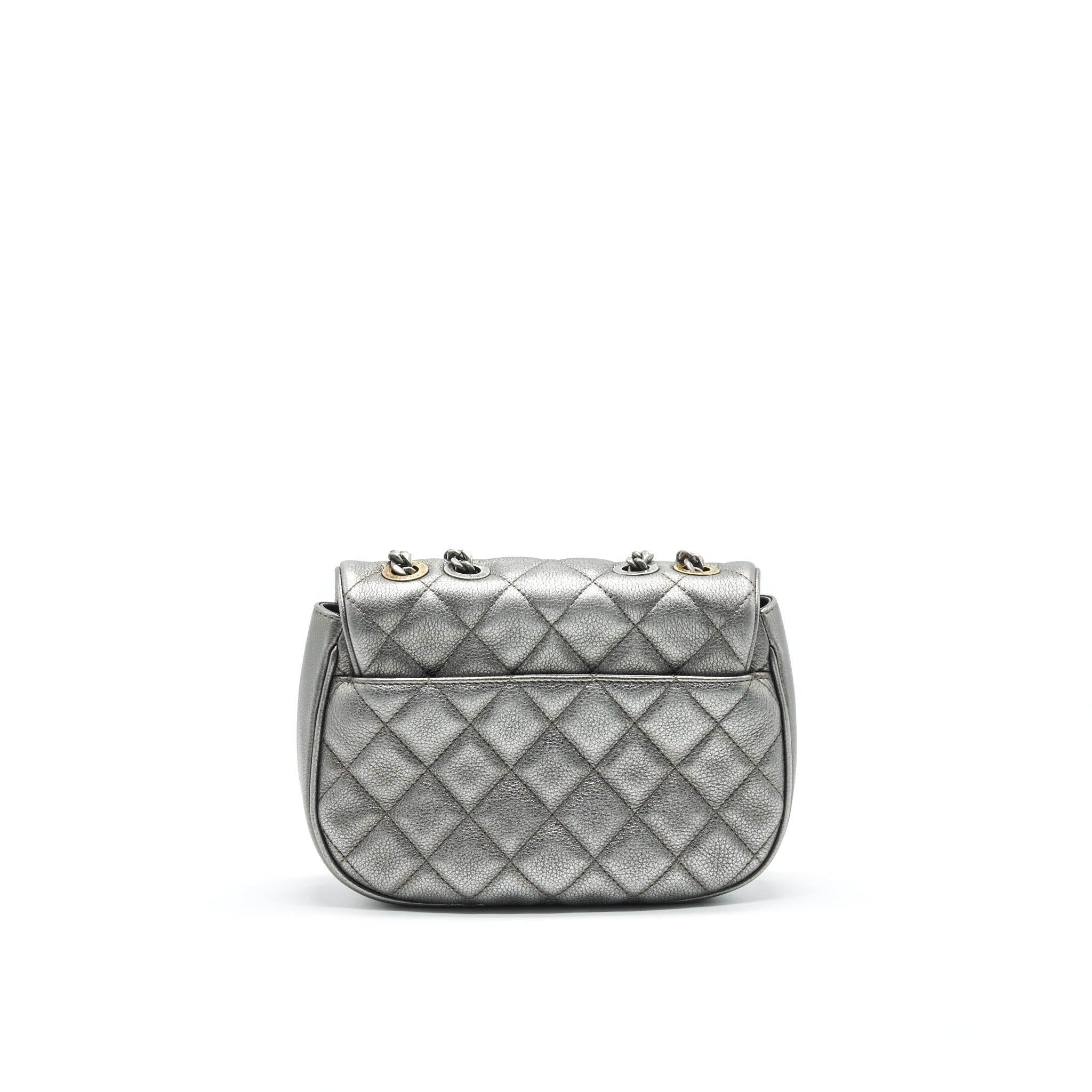 CHANEL CC LOGO QUILTED CALFSKIN FLAP BAG IN METALLIC DARK GREY