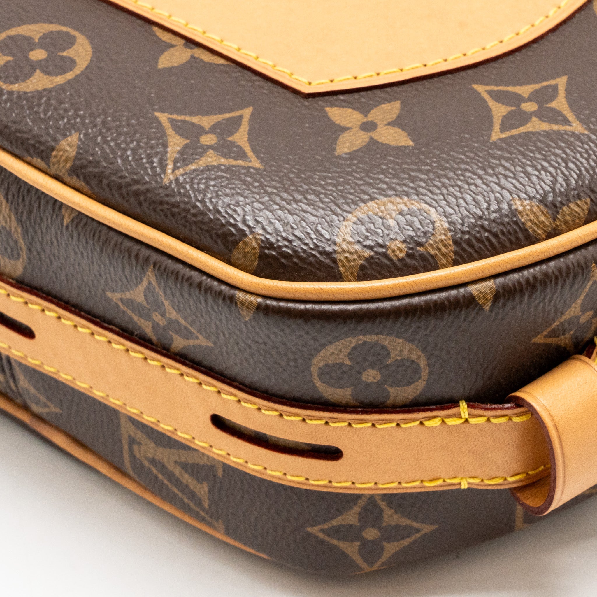 LOUIS VUITTON BOITE CHAPEAUX SOUPLE MM MONOGRAM CANVAS GHW