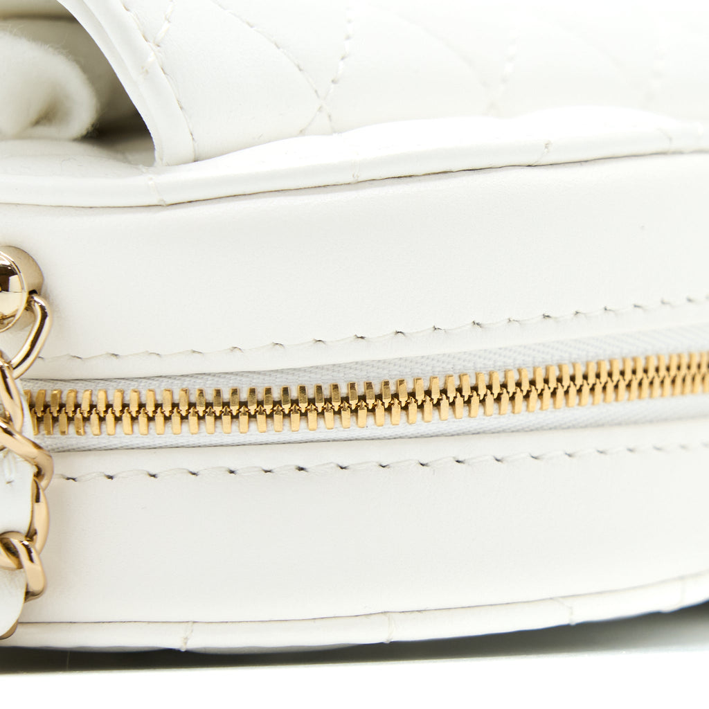 CHANEL 22S HEART BAG LAMBSKIN WHITE LGHW (MICROCHIP)