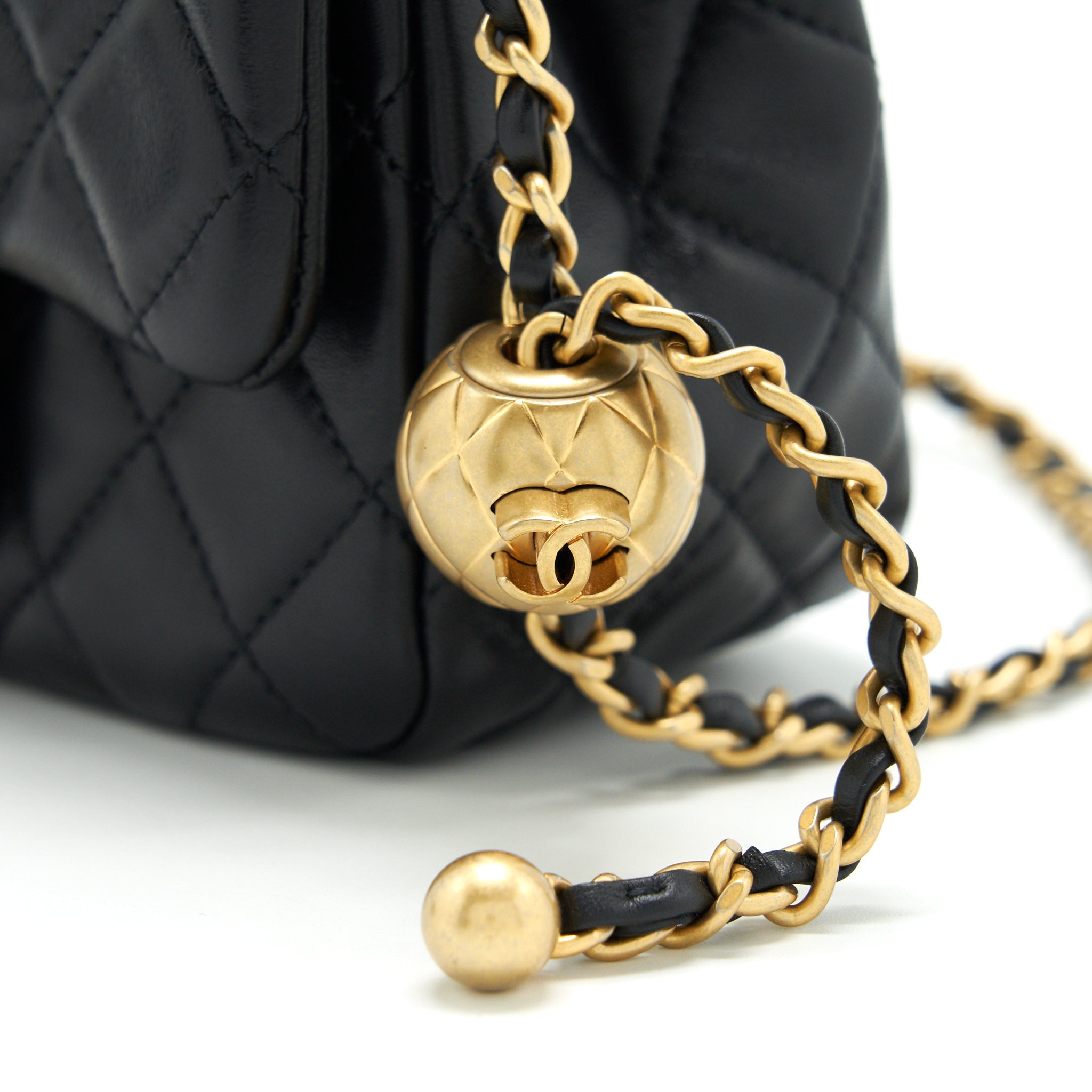 CHANEL PEARL CRUSH MINI SQUARE FLAP BAG LAMBSKIN BLACK GHW (MICROCHIP)