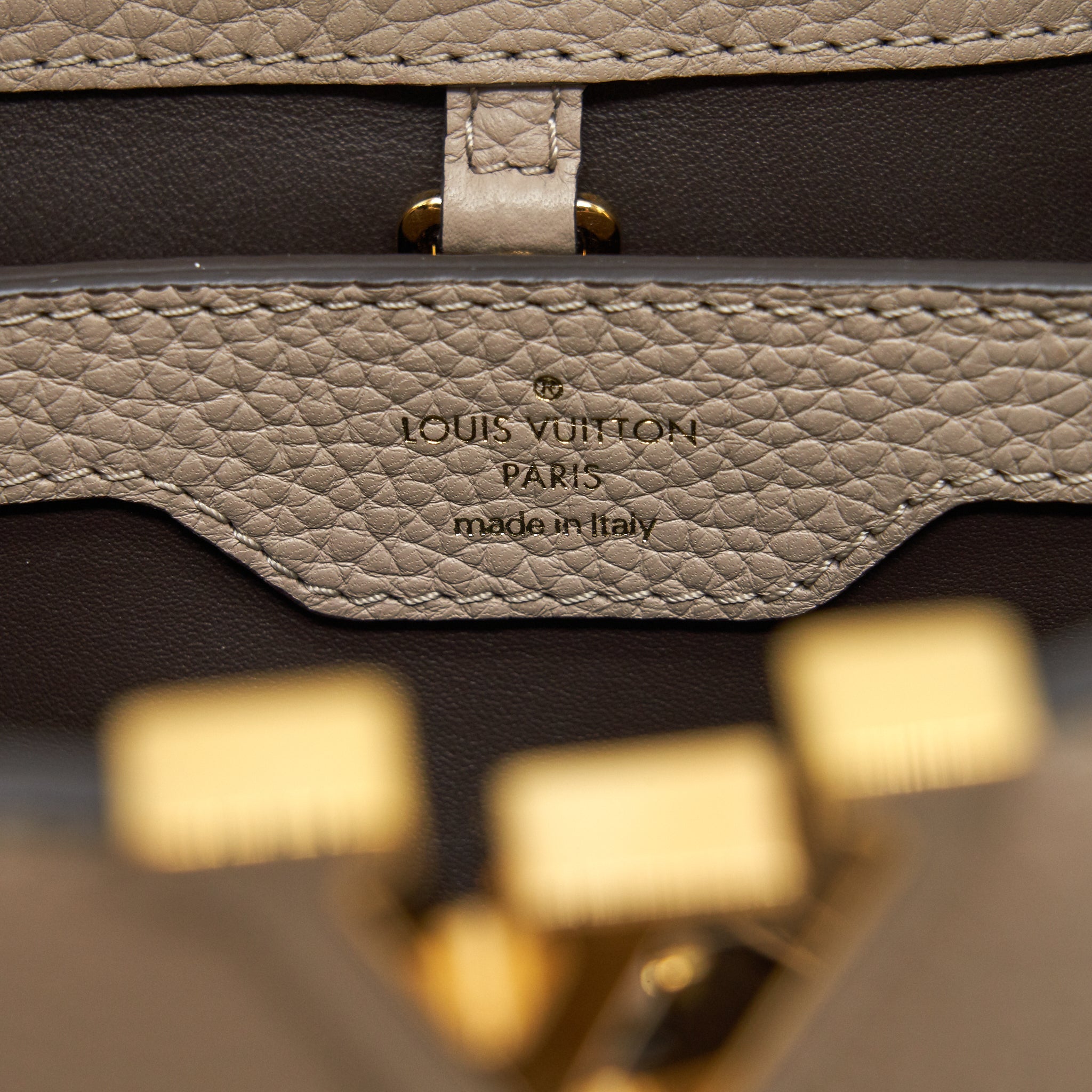 LOUIS VUITTON CAPUCINES BB TAURILLON GALET GHW