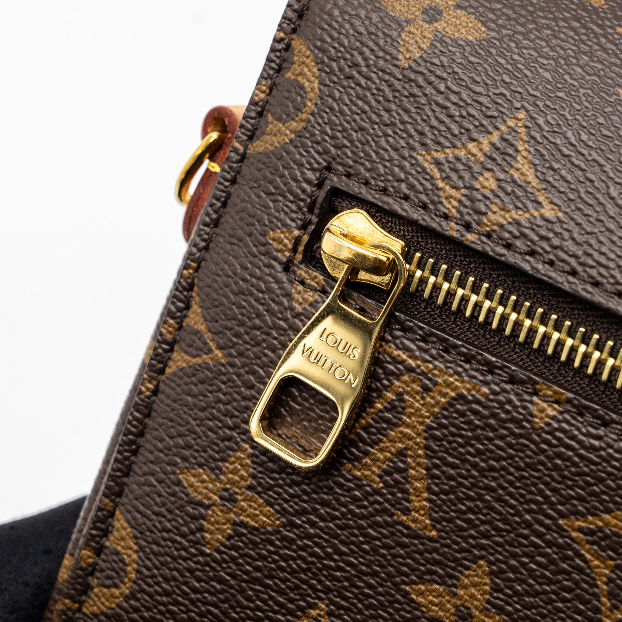 LOUIS VUITTON  POCHETTE MÉTIS MONOGRAM CANVAS GHW