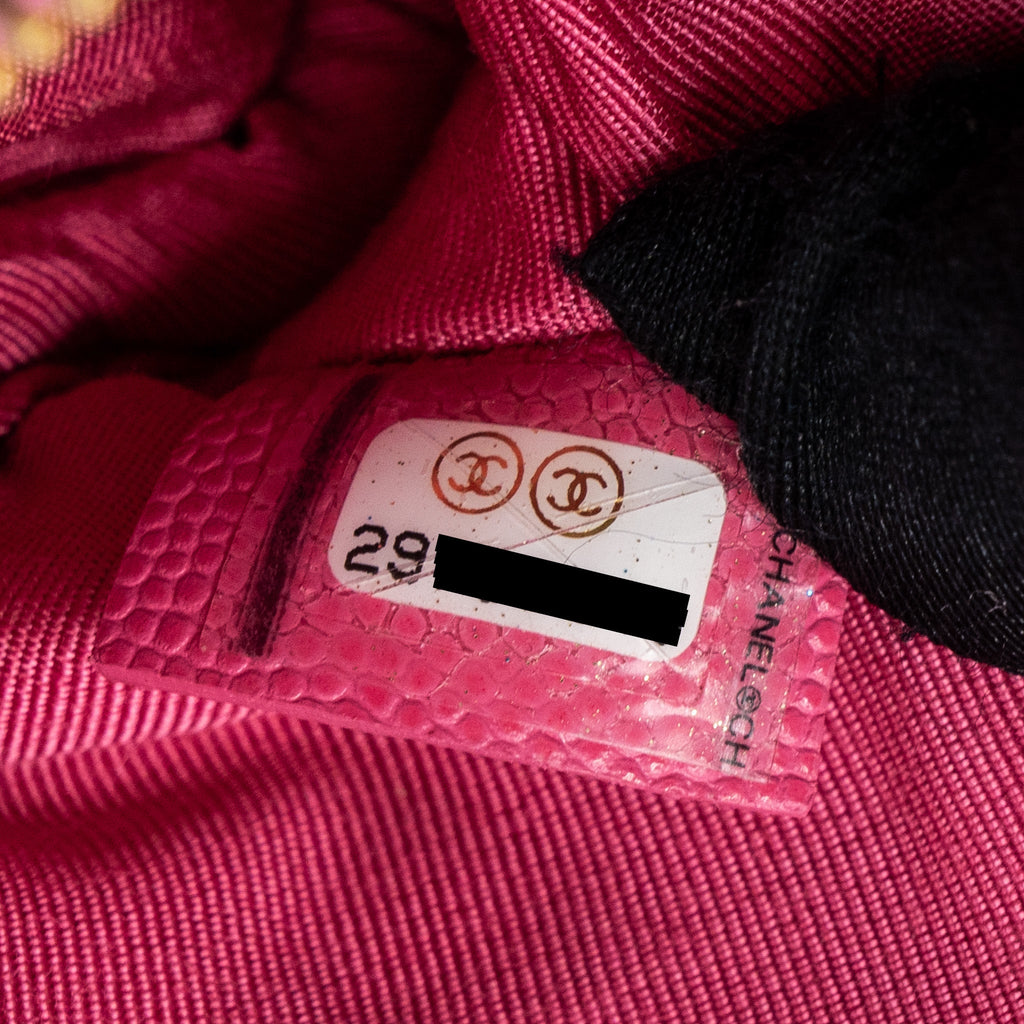 CHANEL ZIPPY POUCH CAVIAR PINK LGHW