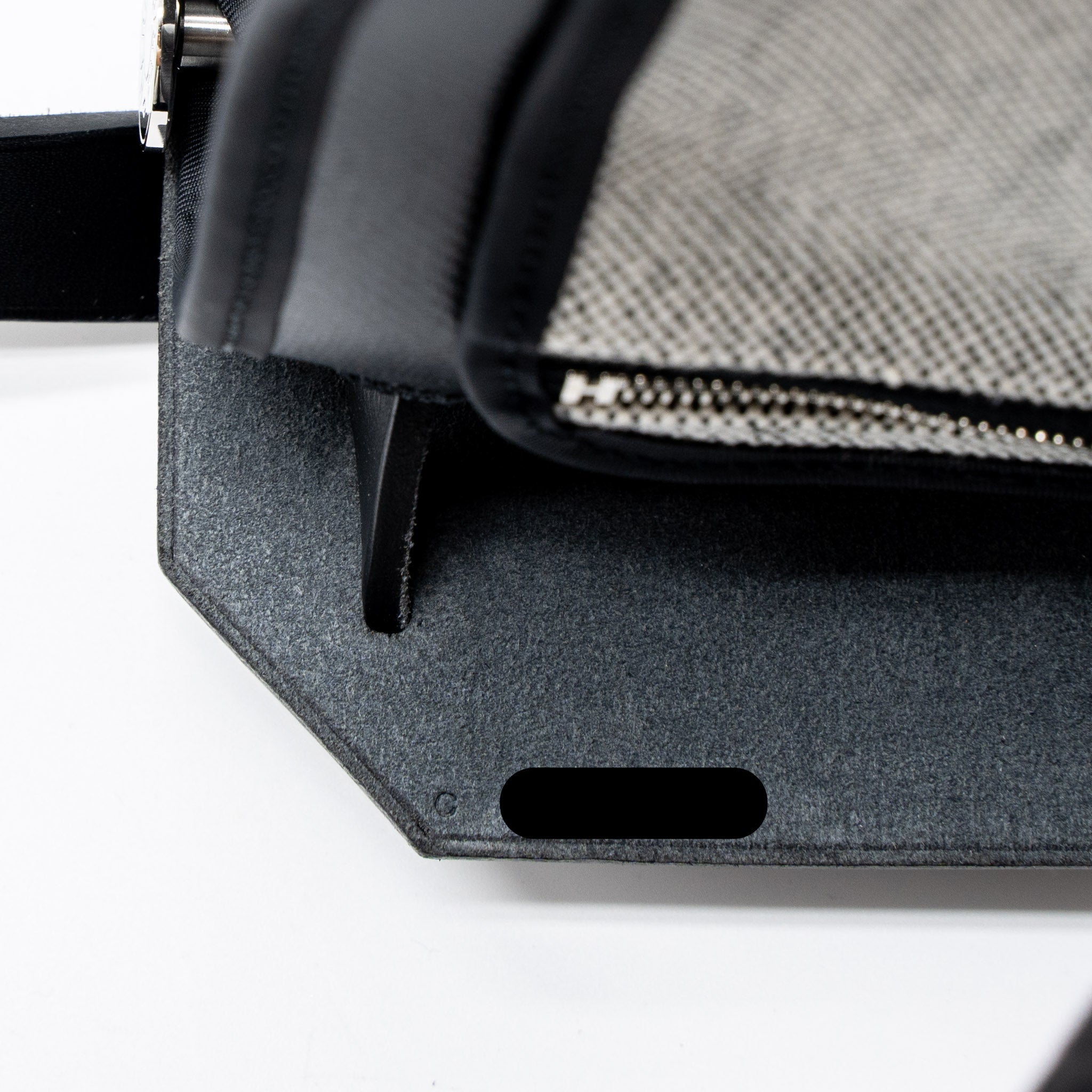 HERMES HERBAG 31 BERLINE CANVAS/VACHE HUNTER BLACK SHW
