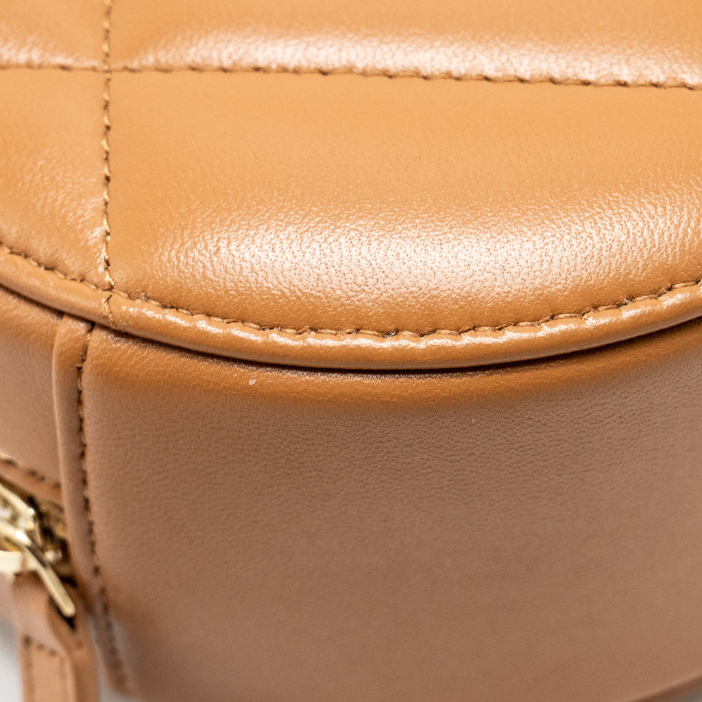 CHANEL 19 ROUND CLUTCH WITH CHAIN LAMBSKIN CARAMEL MULTICOLOUR HARDWARE (MICROCHIP)