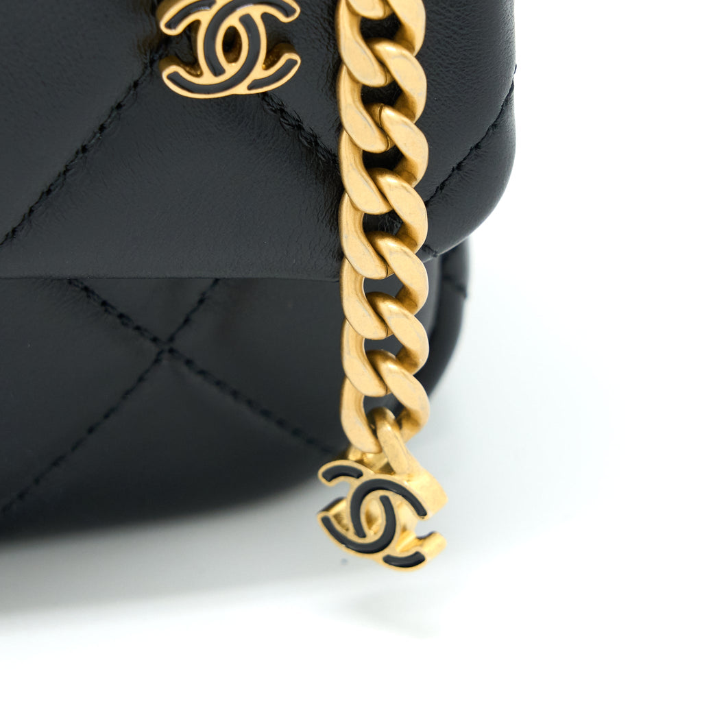 CHANEL 22P ENEMAL FLAP BAG LAMBSKIN BLACK GHW (MICROCHIP)
