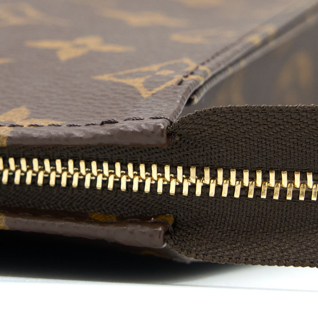 LOUIS VUITTON TOILETRY POCHETTE 26 MONOGRAM CANVAS GHW