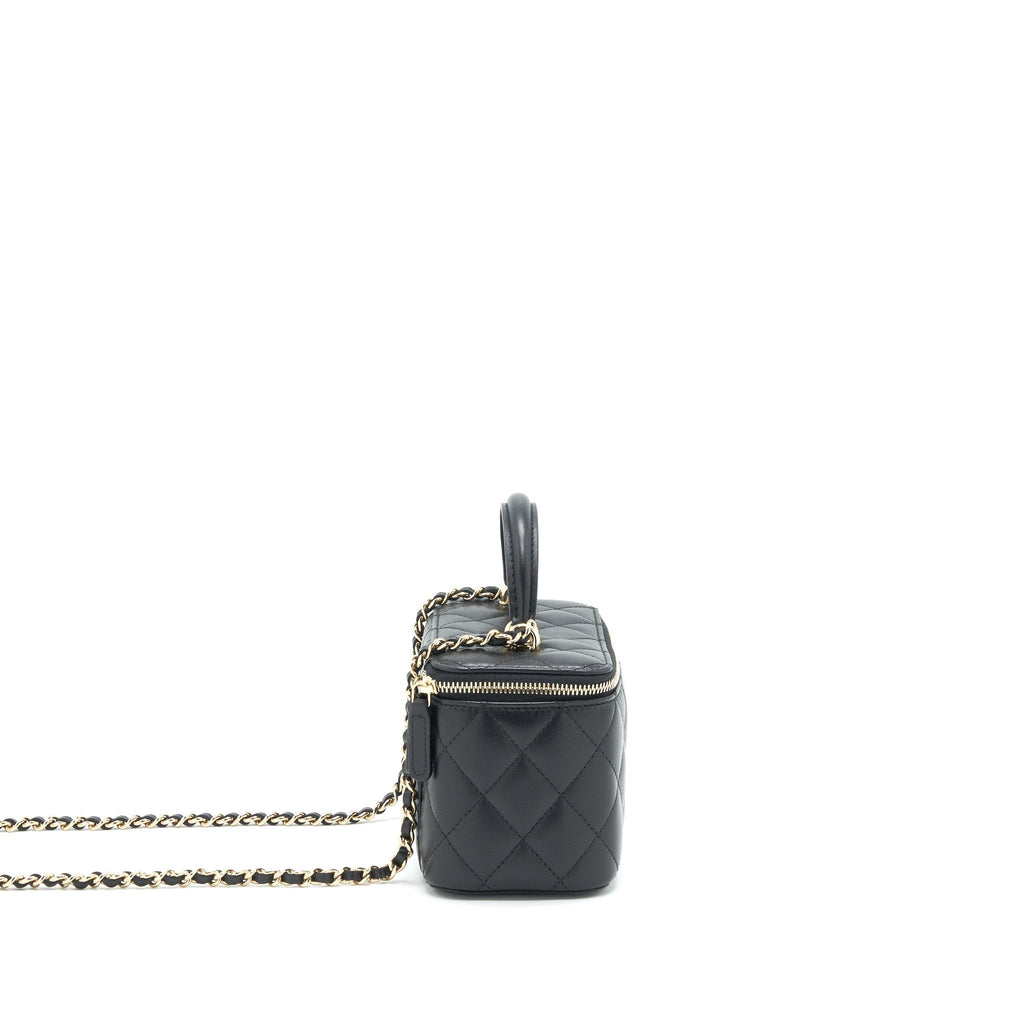 CHANEL 21K TOP HANDLE RECTANGULAR VANITY WITH CHAIN BLACK LGHW