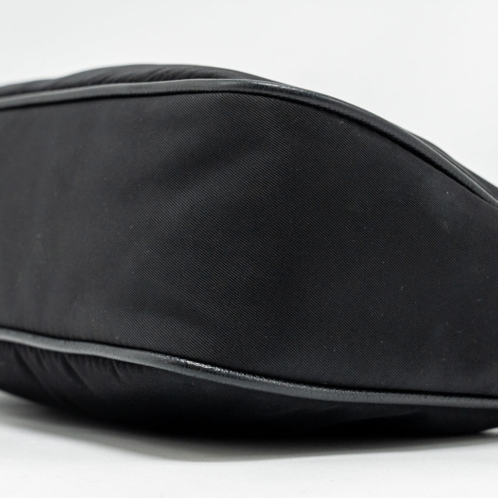 PRADA RE-EDTION 2005 BAG NYLON BLACK SHW