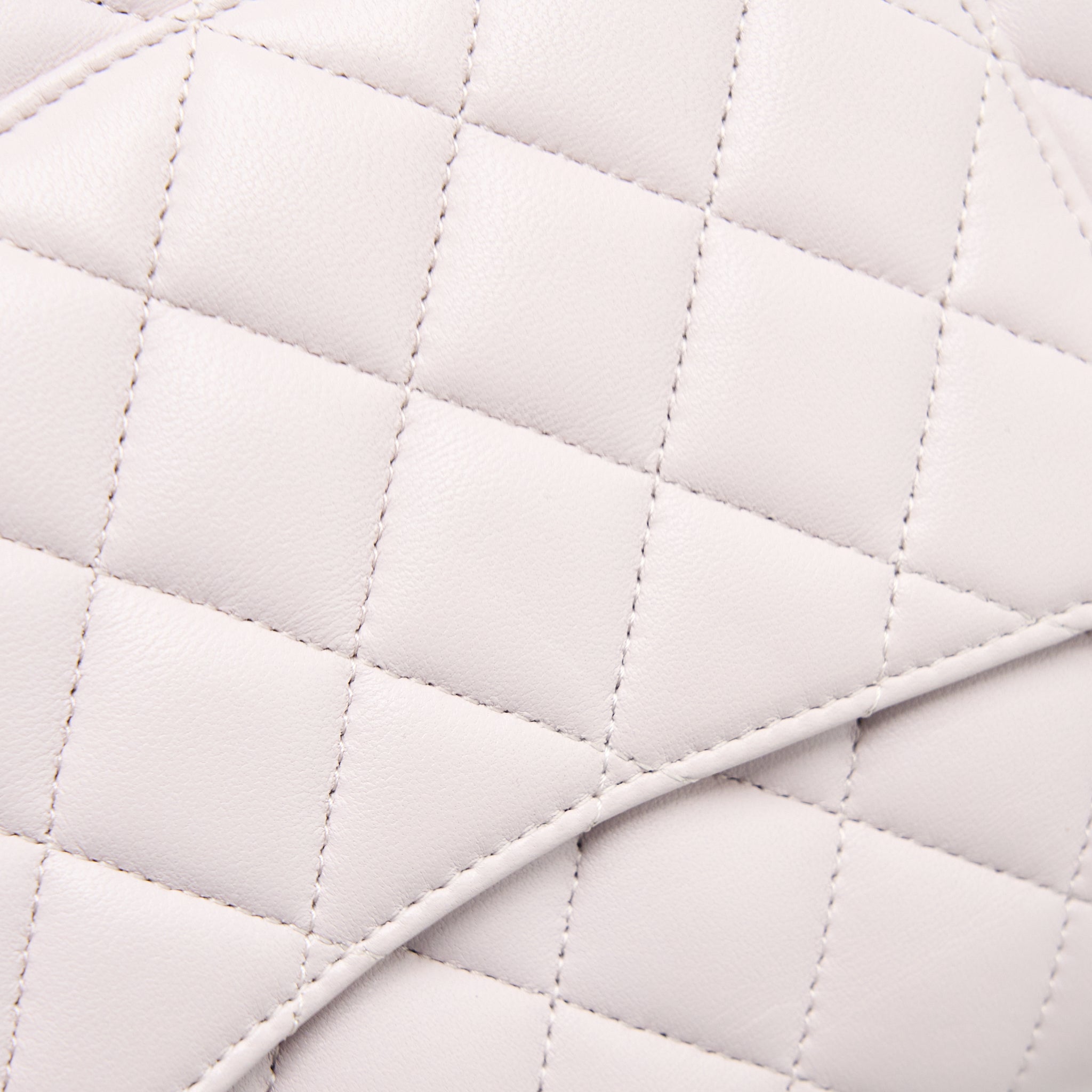 CHANEL SMALL CLASSIC DOUBLE FLAP LAMBSKIN LIGHT PURPLE SHW (MICROCHIP)