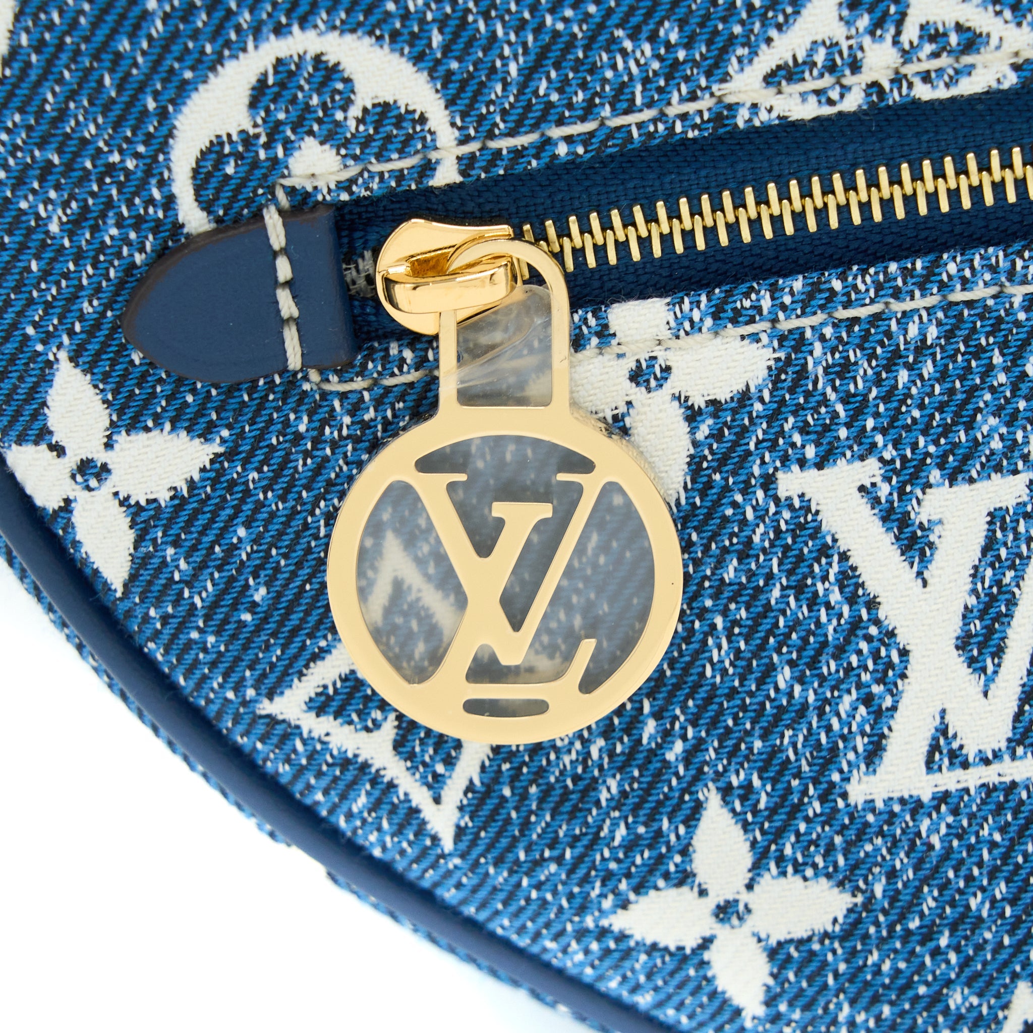 LOUIS VUITTON HALF-MOON LOOP BAGUETTE HANDBAG DENIM BLUE GHW (NEW VERSION)