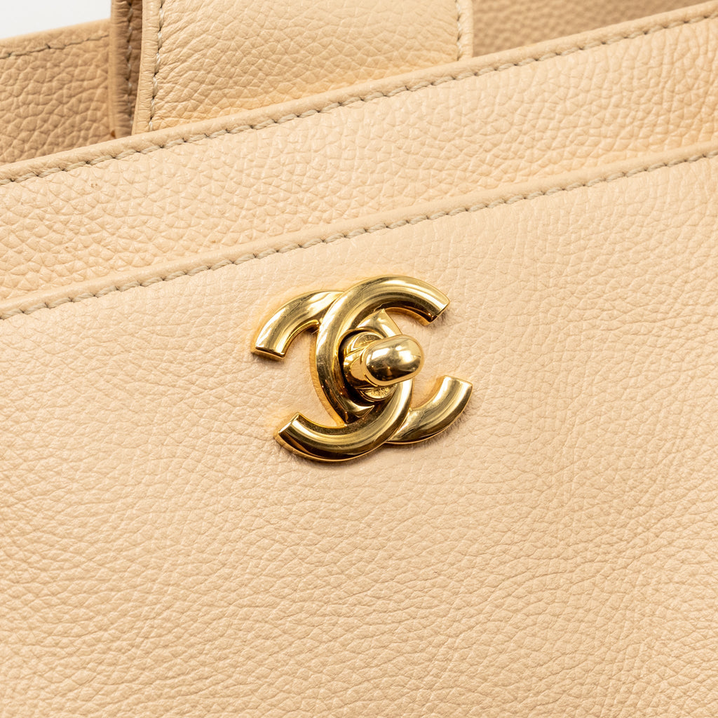 CHANEL CERF TOTE BAG CAVIAR BEIGE GHW