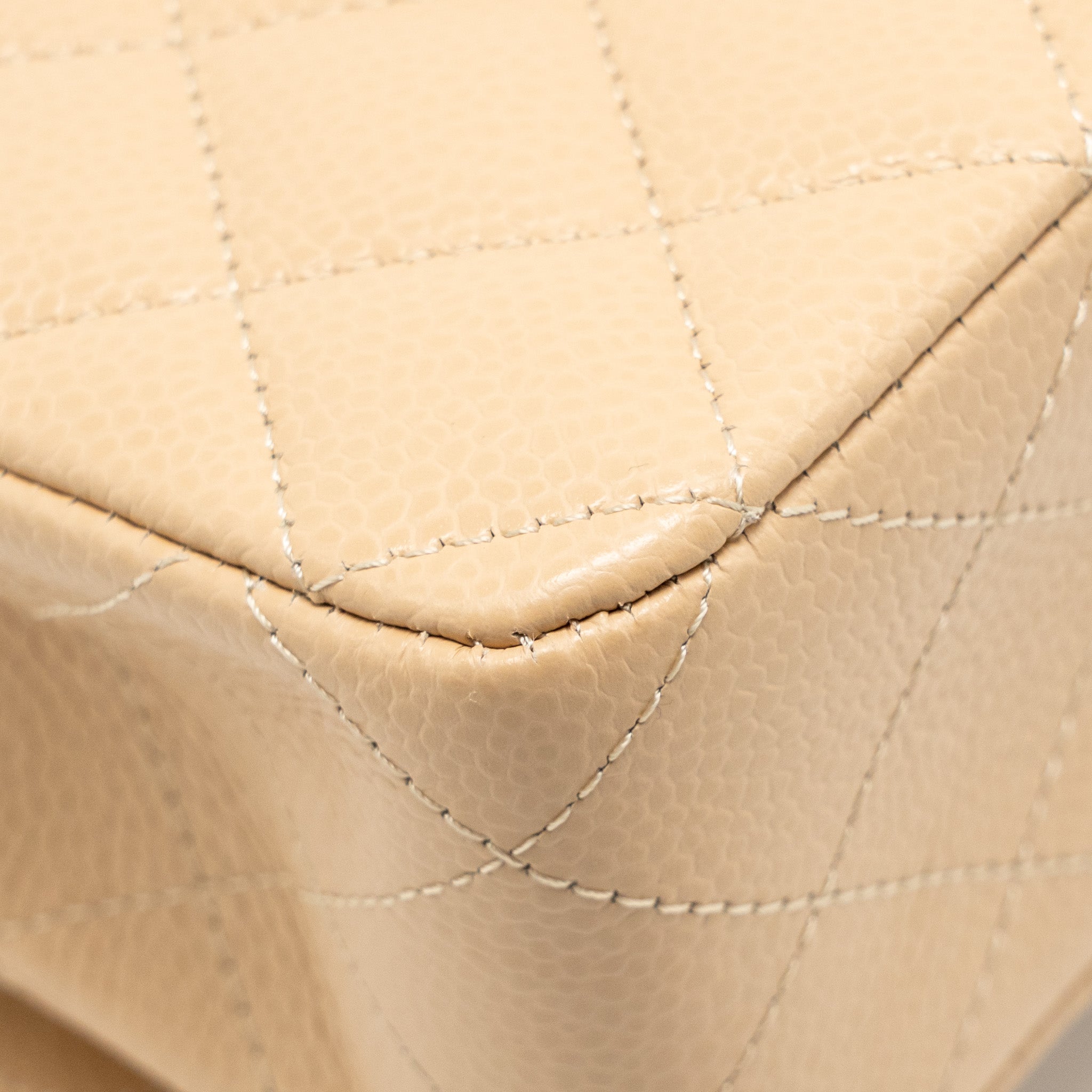 CHANEL MEDIUM CLASSIC DOUBLE FLAP BAG CAVIAR BEIGE SHW (MICROCHIP)