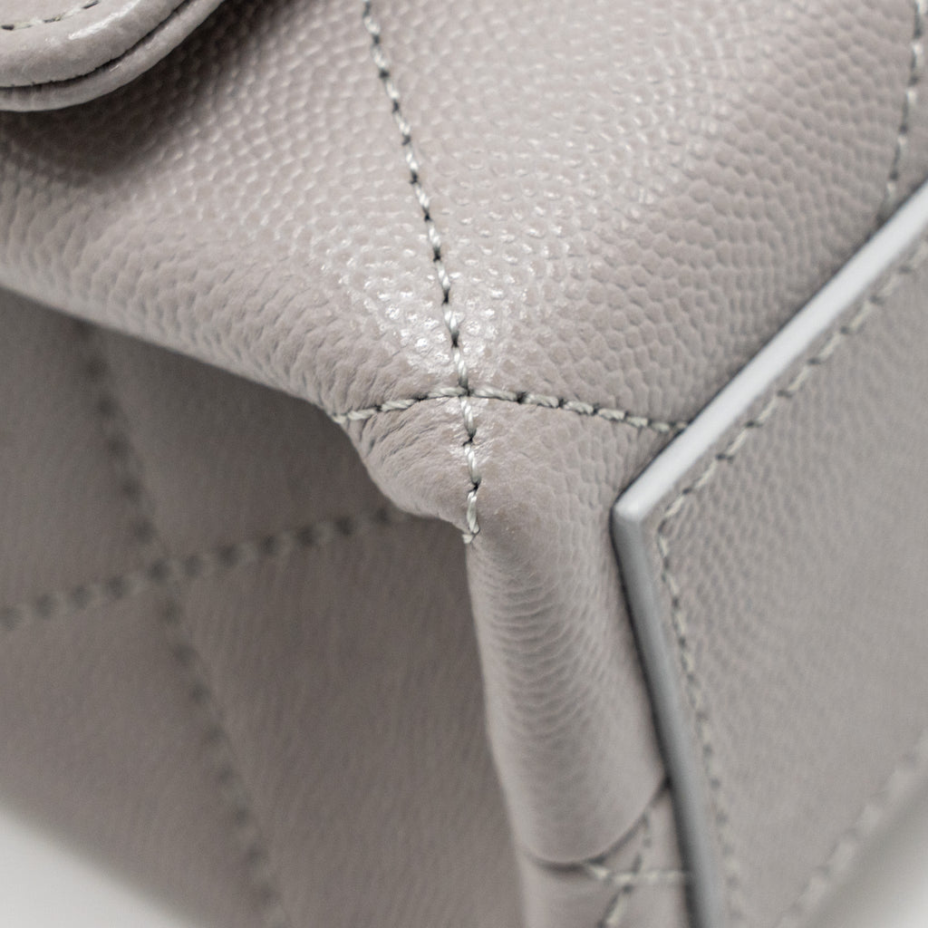 CHANEL QUILTED FLAP BAG WITH CHAIN HANDLE CAVIAR GREY GHW (MICROCHIP)