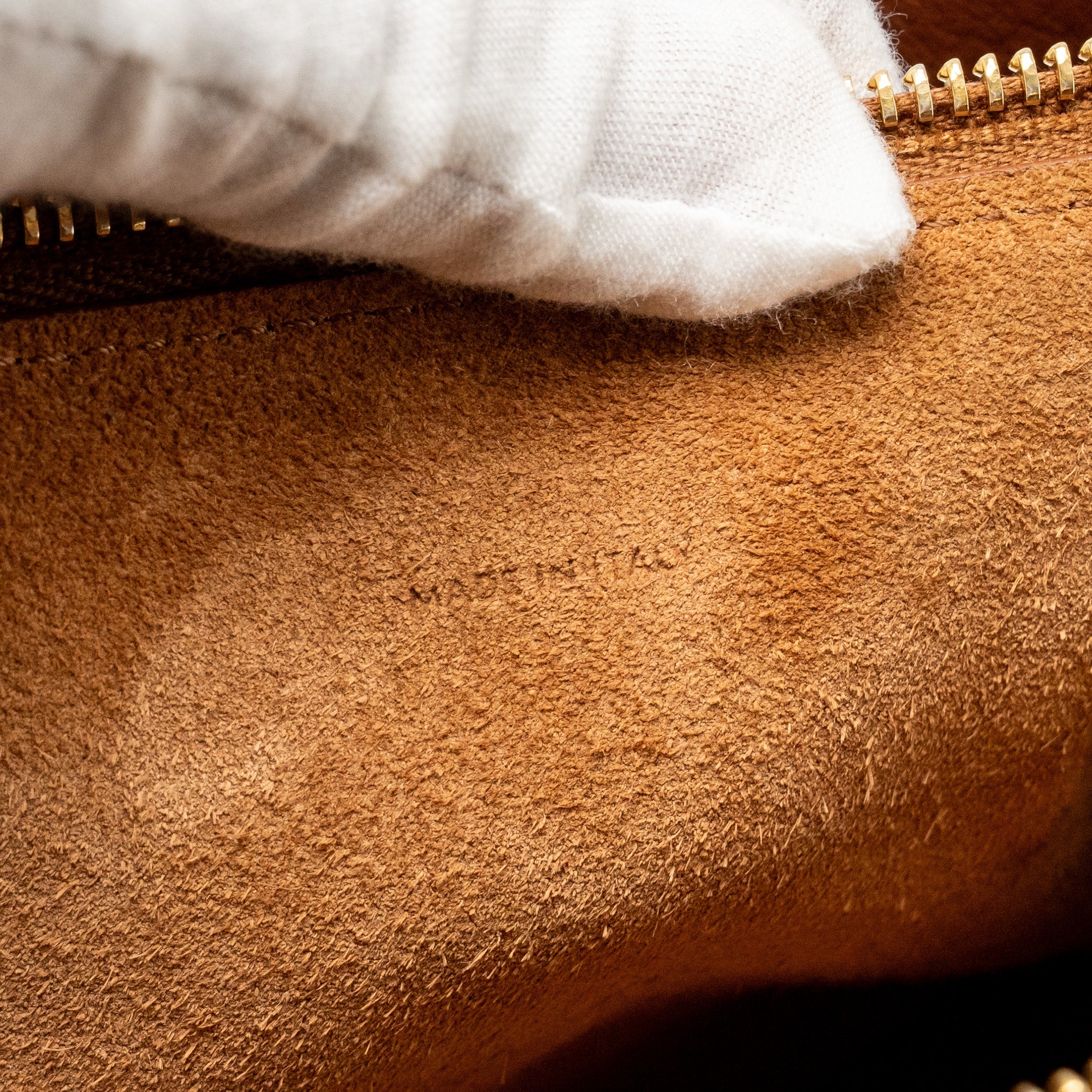 CELINE MEDIUM ROMY SUPPLE CALFSKIN TAN GHW
