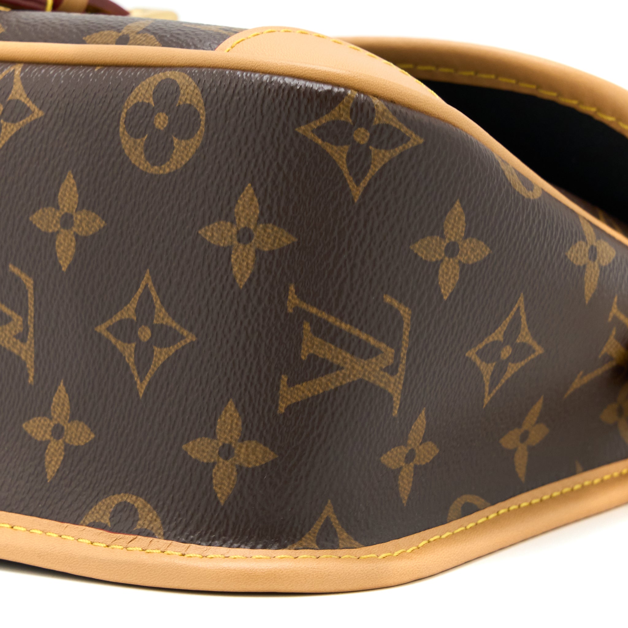 LOUIS VUITTON DIANE BAG MONOGRAM CANVAS GHW