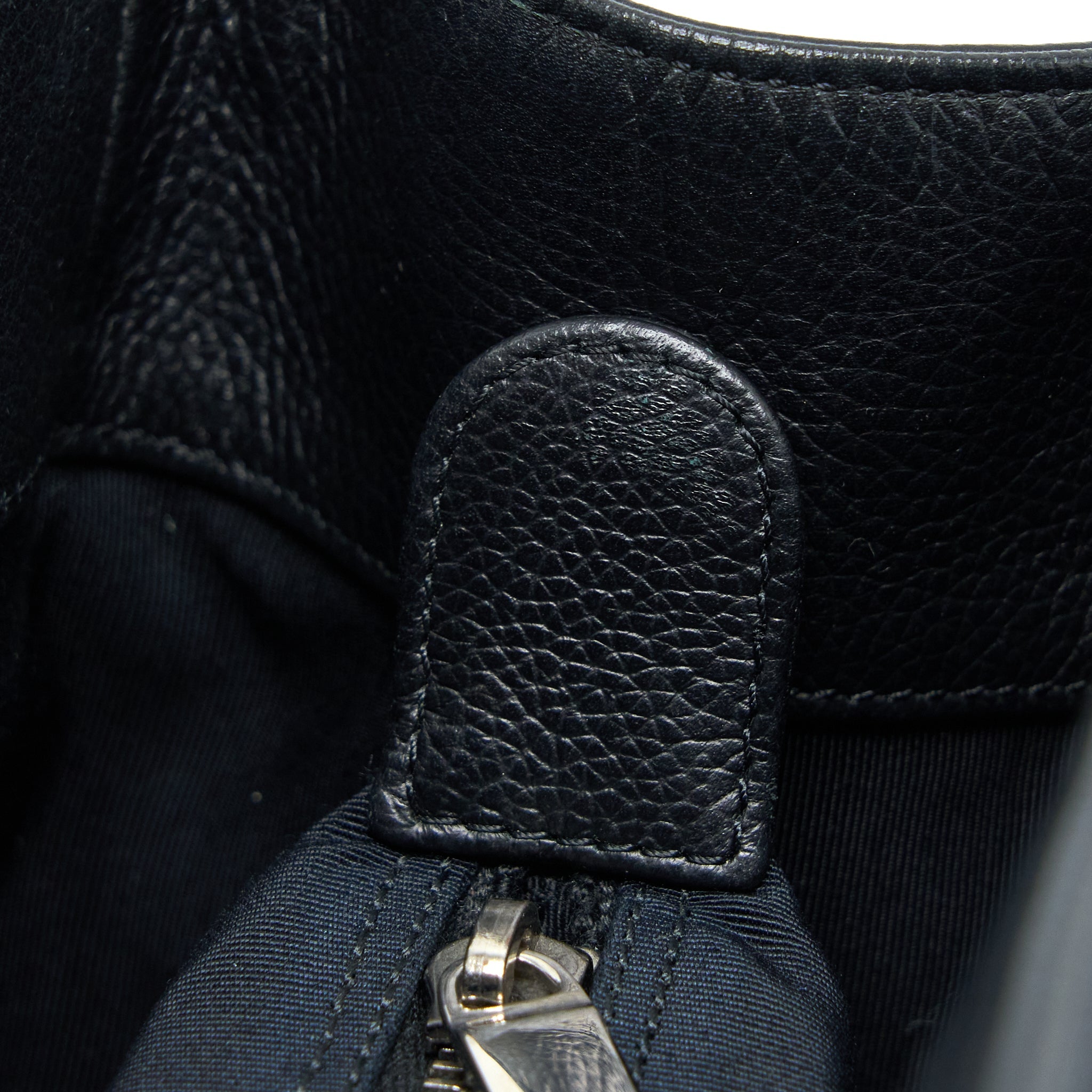 CHANEL CERF TOTE BAG GRAINED CALFSKIN BLACK SHW