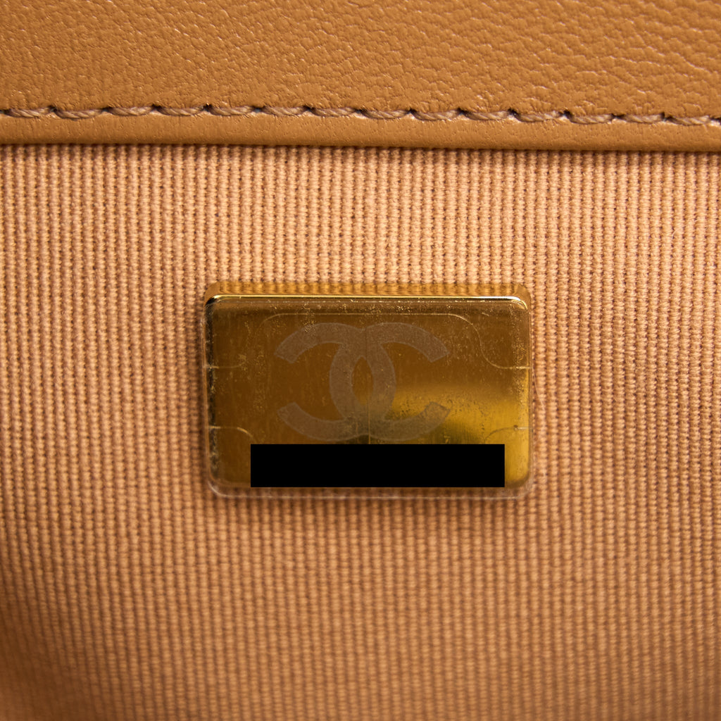 CHANEL 22A SMALL 19 BAG LAMBSKIN CARAMEL GHW (MICROCHIP)