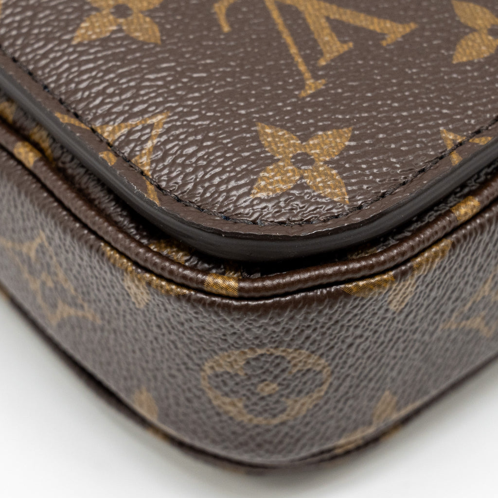 LOUIS VUITTON POCHETTE MÉTIS MONOGRAM CANVAS GHW