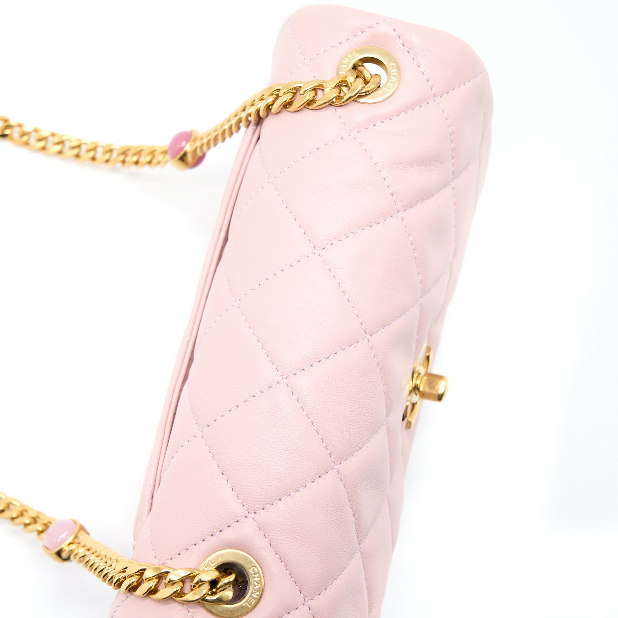 CHANEL 22B SMALL FLAP BAG WITH GEM CHAIN LAMBSKIN PINK GHW (MICROCHIP)