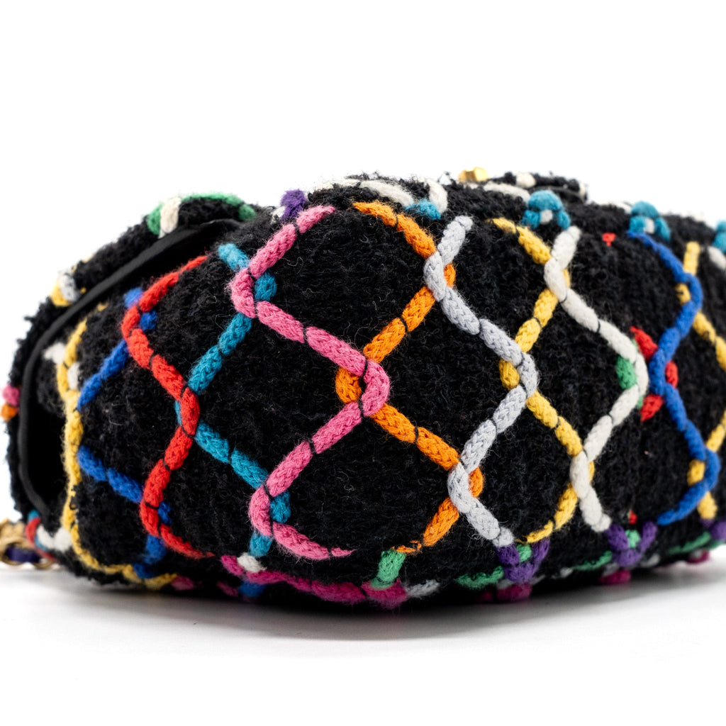 CHANEL 22S PEARL CRUSH MINI SQUARE FLAP BAG FABRIC / TWEED BLACK / MULTICOLOR GHW (MICROCHIP)