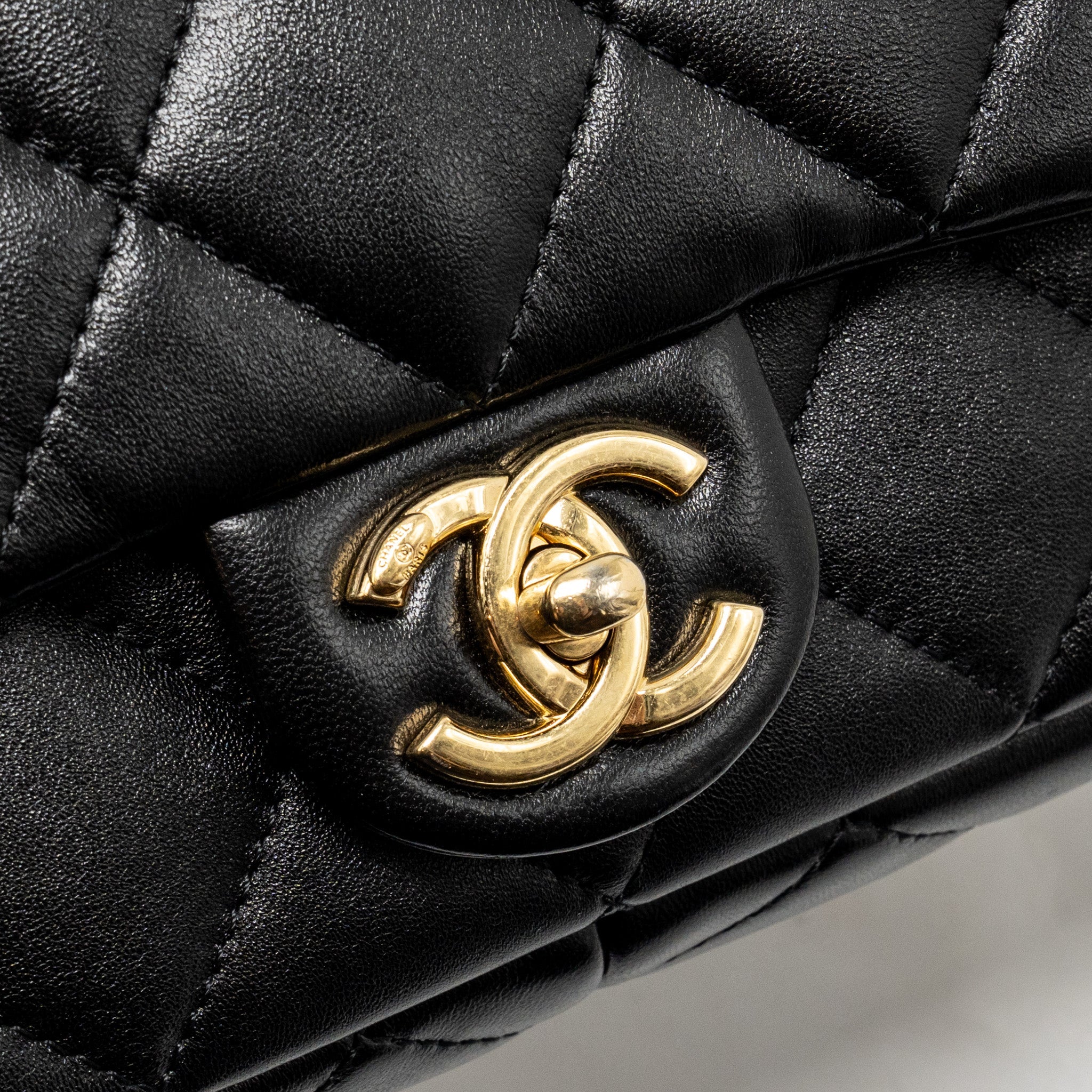 CHANEL GIANT CHAIN FLAP BAG LAMBSKIN BLACK GHW (MICROCHIP)