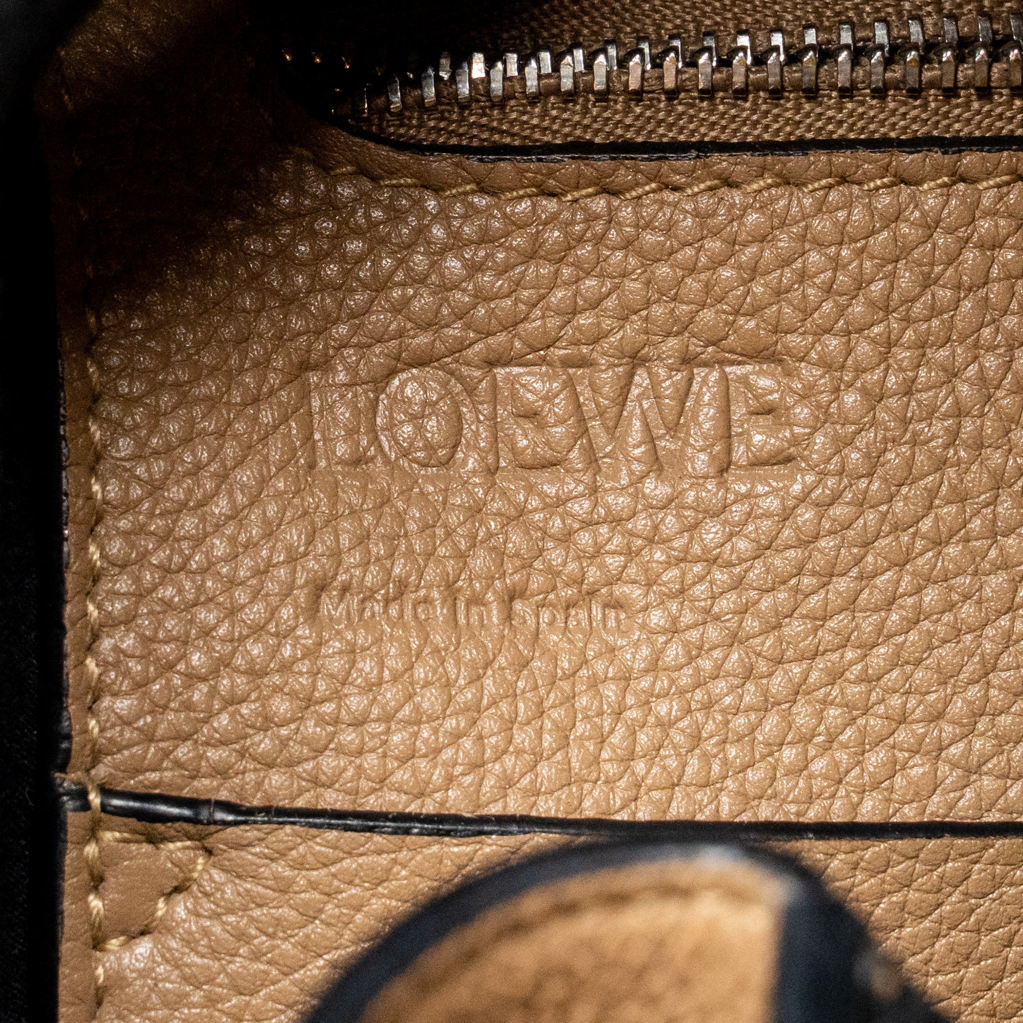 LOEWE FLAMENCO KNOT TOTE BAG GRAINED CALFSKIN BROWN/BLACK SHW