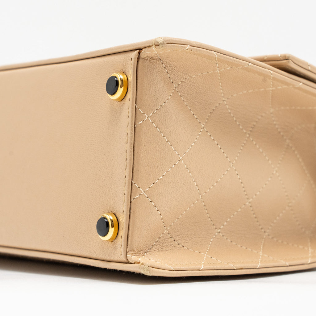 CHANEL VINTAGE TRAPEZOID SHOULDER BAG QUILTED LAMBSKIN BEIGE GHW
