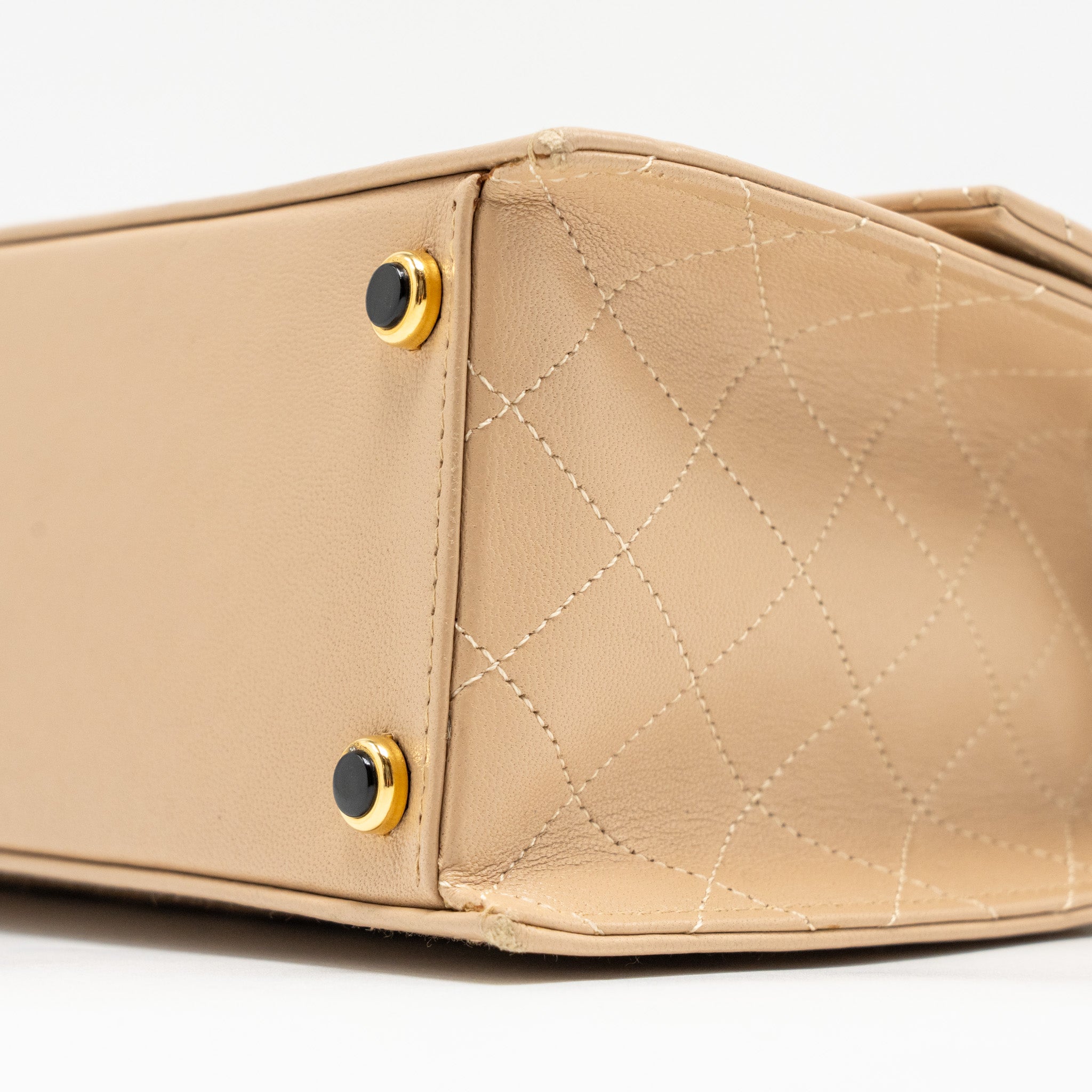 CHANEL VINTAGE TRAPEZOID SHOULDER BAG QUILTED LAMBSKIN BEIGE GHW