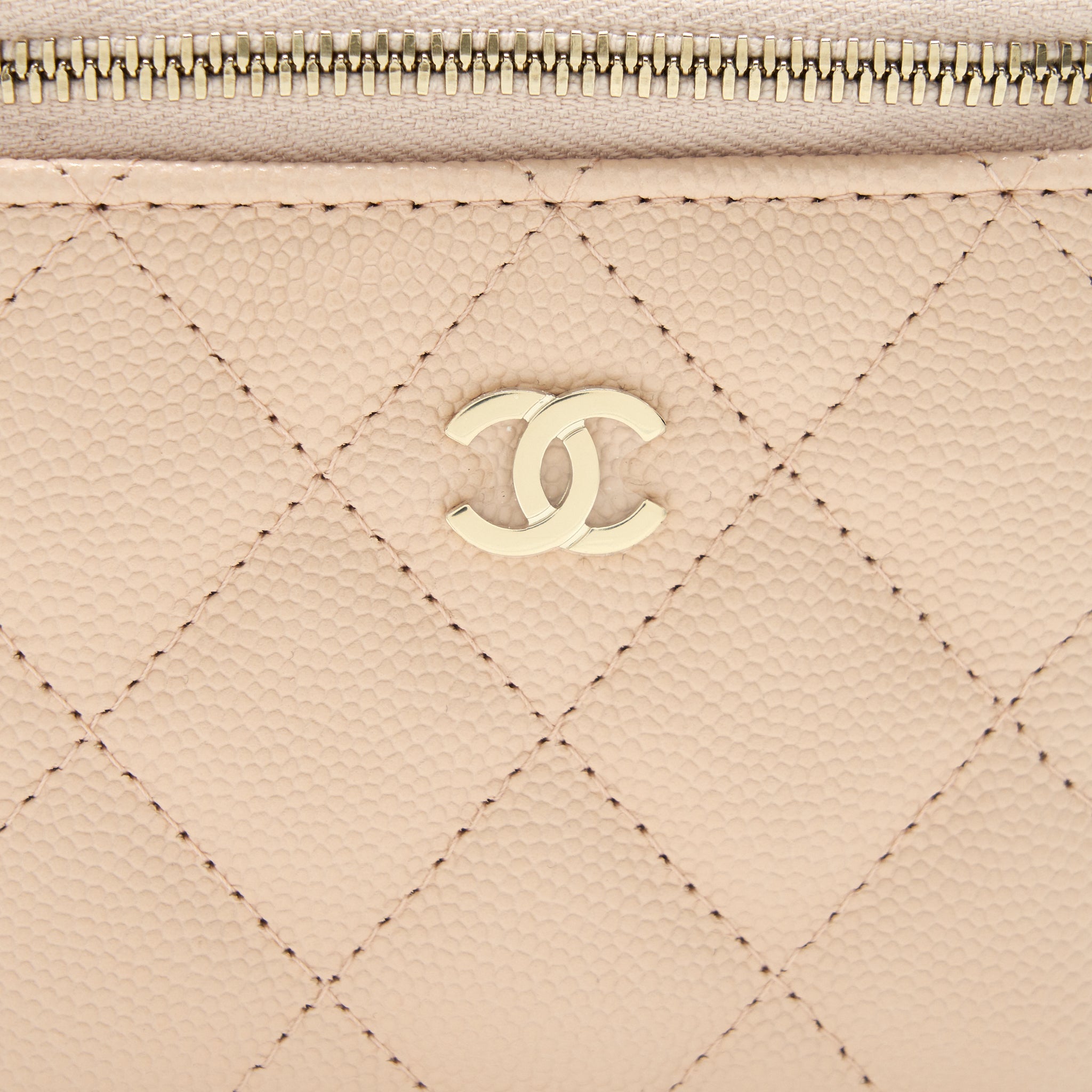 CHANEL MINI VANITY LIGHT BEIGE CAVIAR GHW