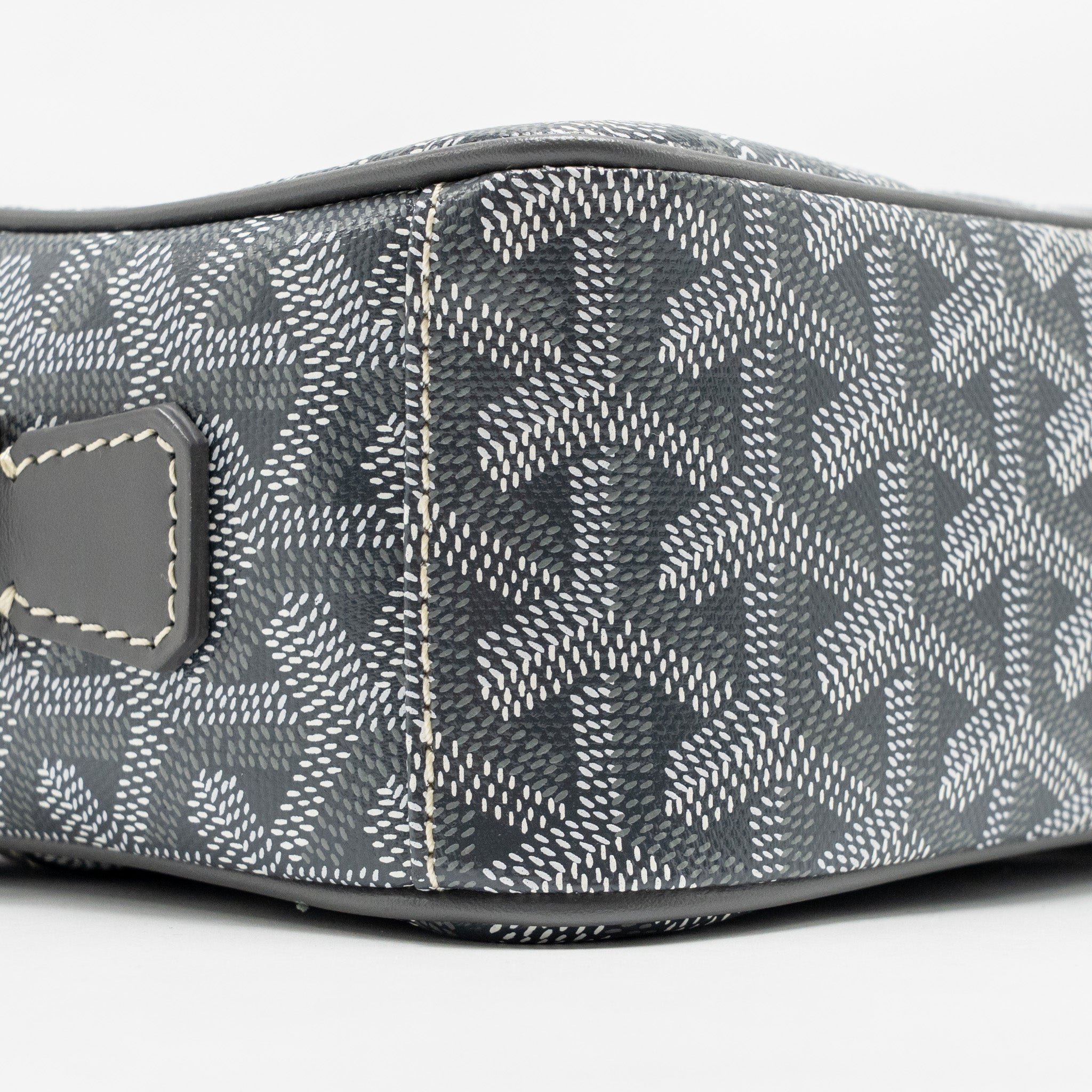 GOYARD CAP VERT PM CROSSBODY BAG GOYARDINE CANVAS/LEATHER GREY SHW