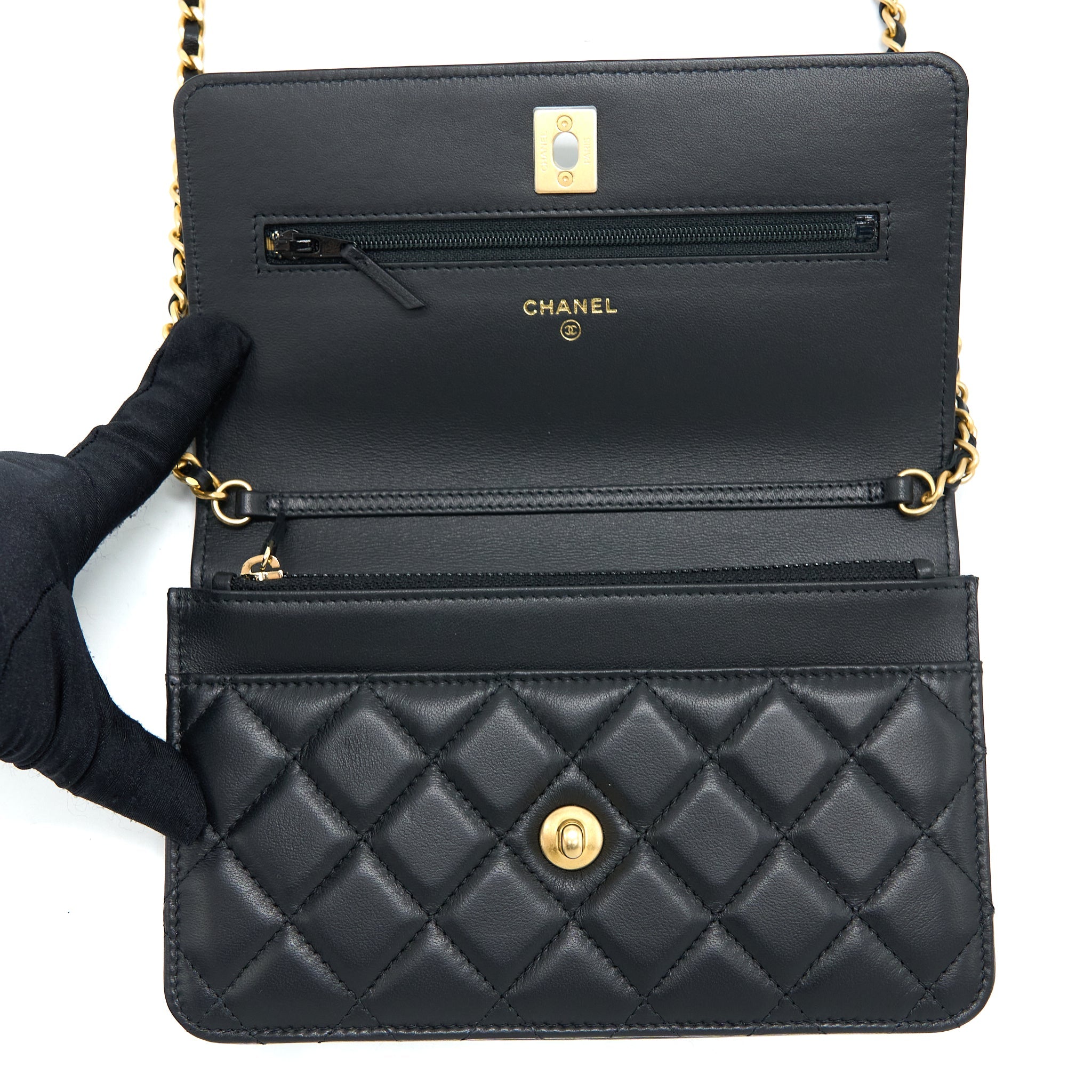 CHANEL PEARL CRUSH WALLET ON CHAIN LAMBSKIN BLACK BRUSHED GHW (MICROCHIP)