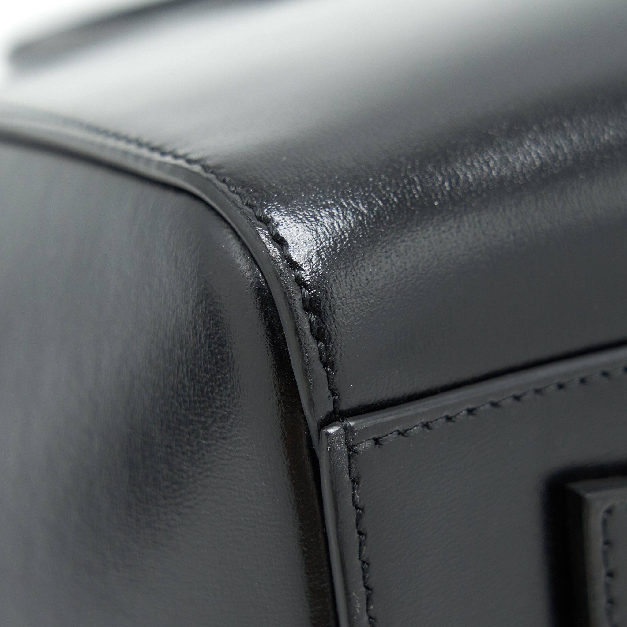 GIVENCHY SMALL ANTIGONA TOTE BAG BOX CALFSKIN BLACK SHW