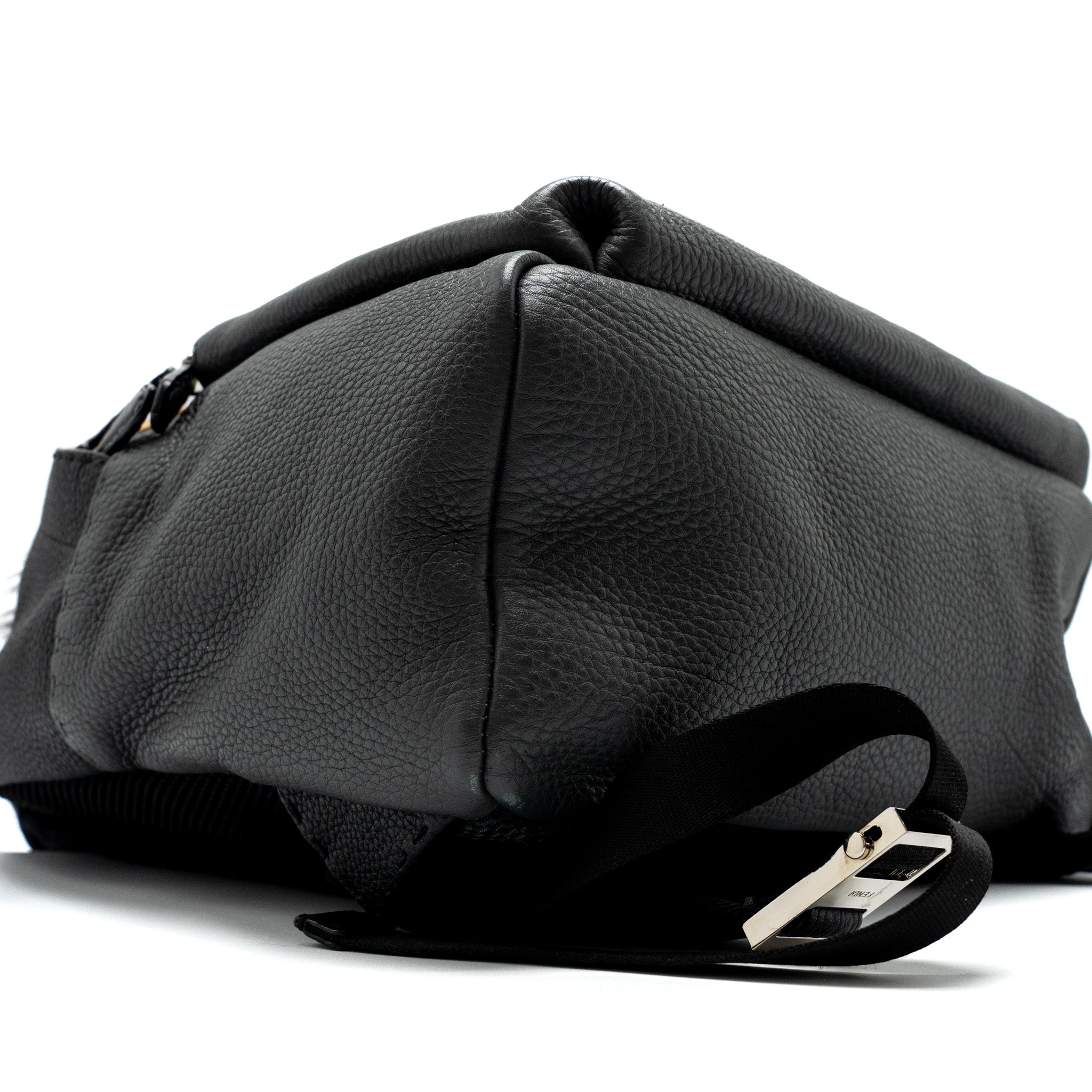 FENDI LARGE BACKPACK CALFSKIN/FUR/CROCODILE BLACK/MULTICOLOUR SHW