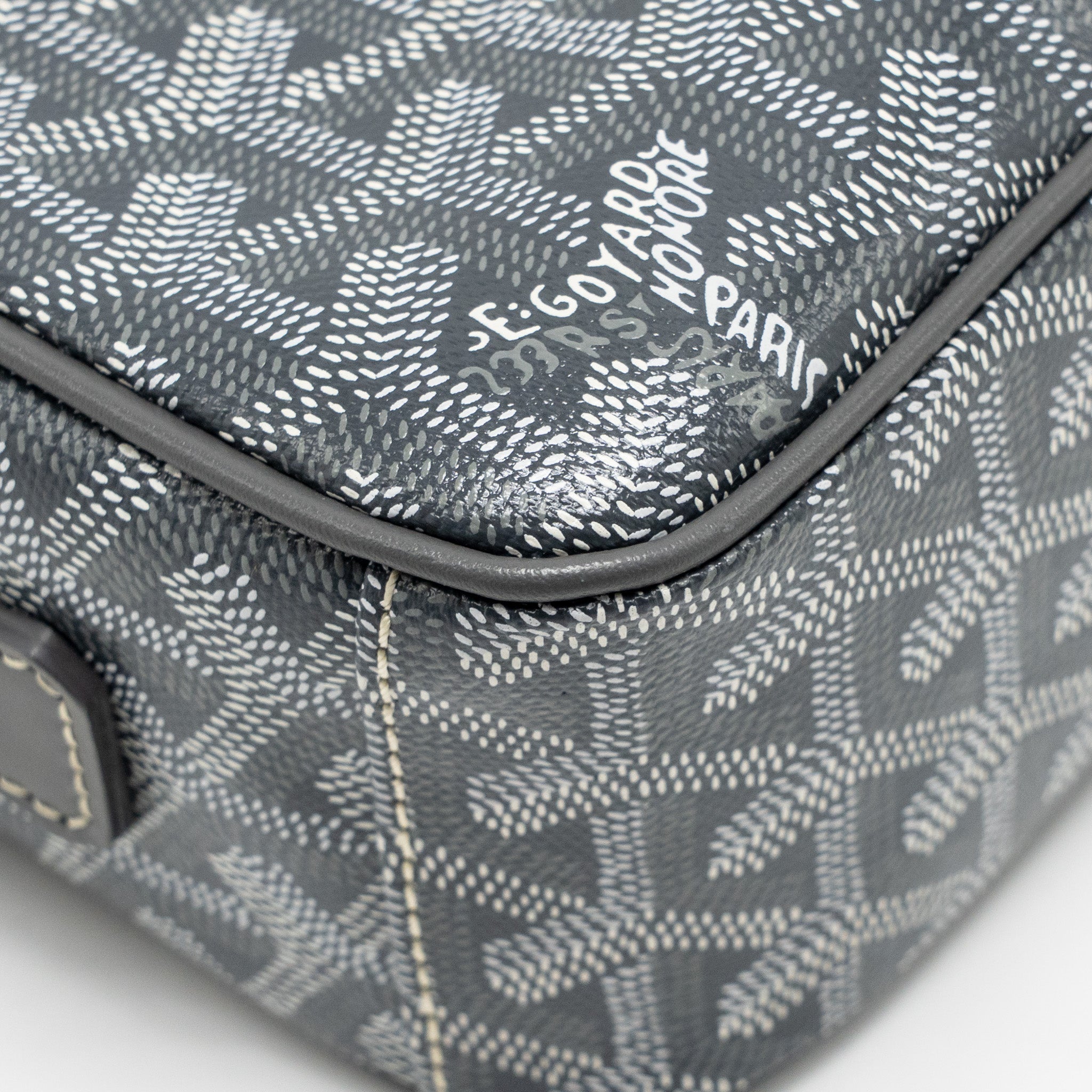 GOYARD CAP VERT PM CROSSBODY BAG GOYARDINE CANVAS/LEATHER GREY SHW