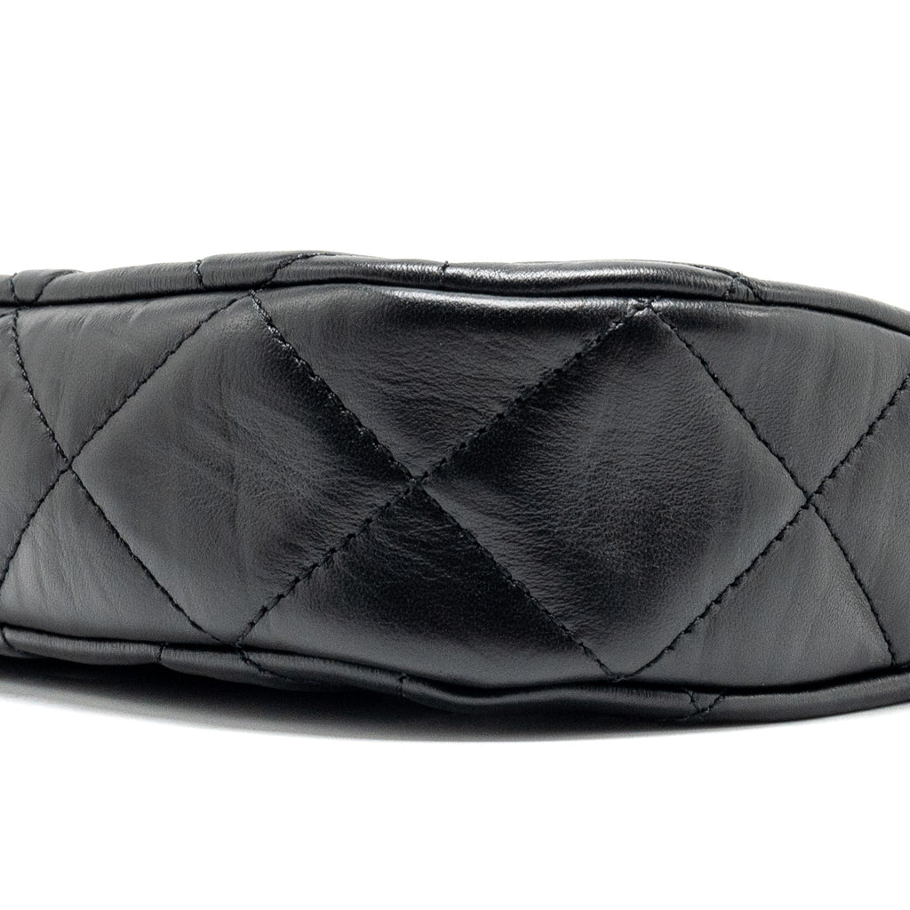 CHANEL 23K HOBO SHOULDER BAG CALFSKIN BLACK GHW (MICROCHIP)