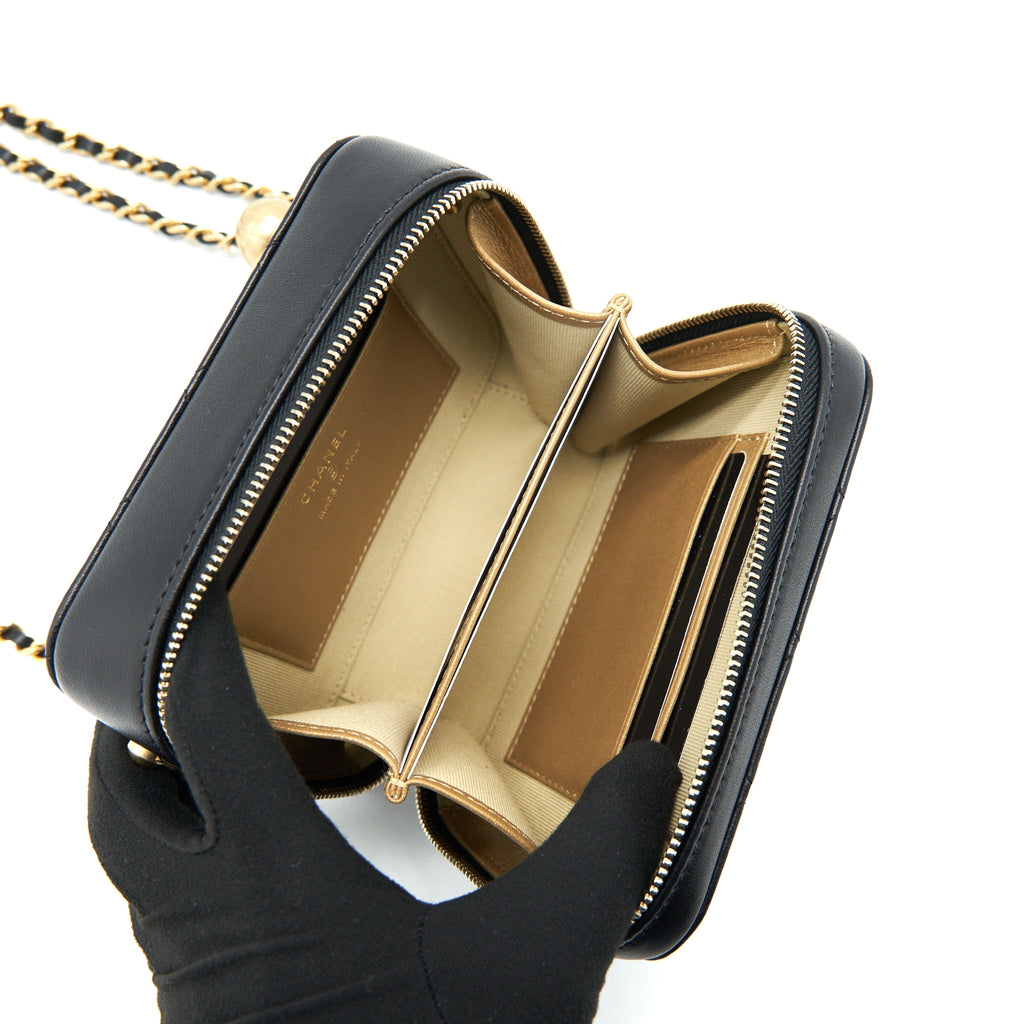 CHANEL 22C PEARL CRUSH MINI CAMERA CASE WITH CHAIN BLACK LAMBSKIN GHW