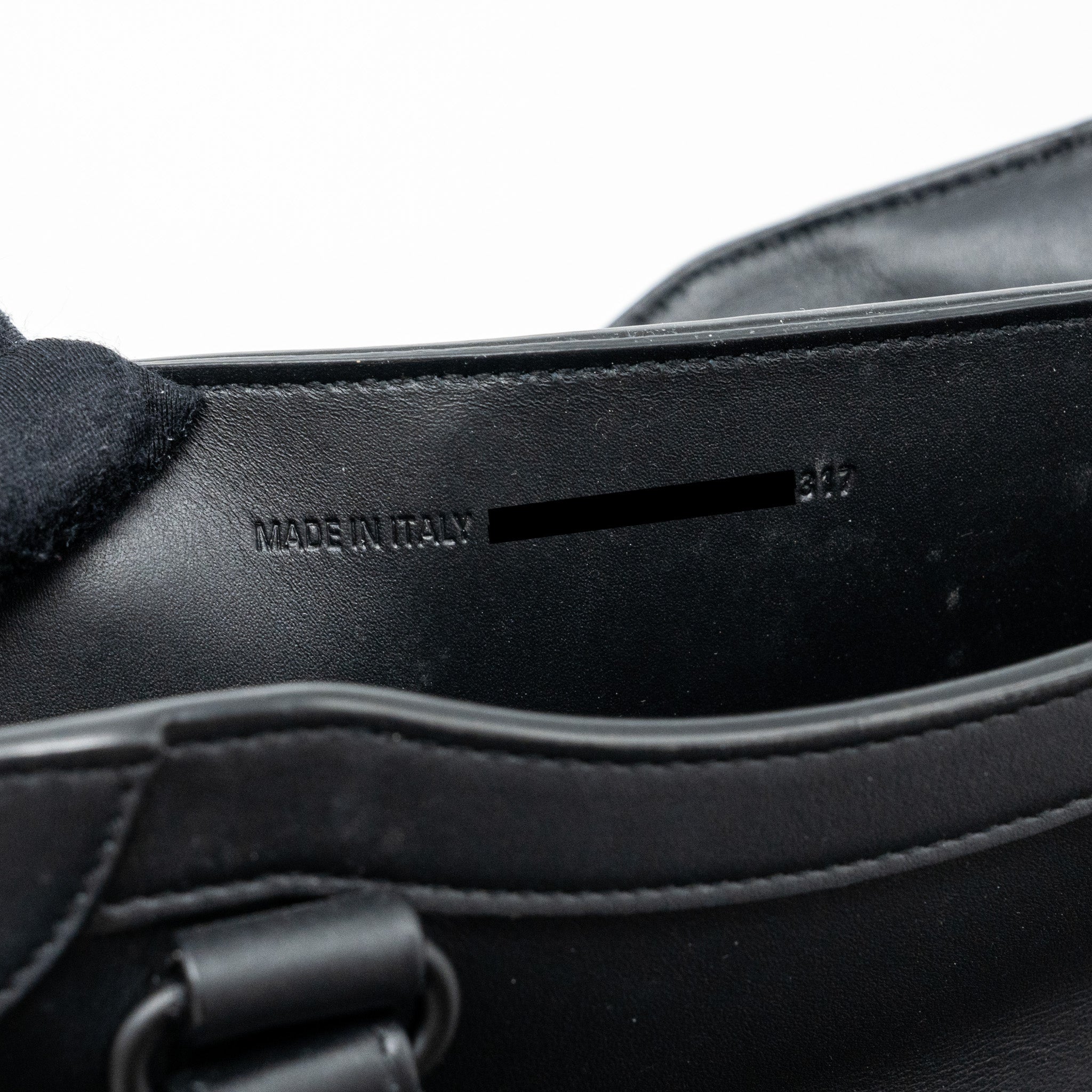 BALENCIAGA NEO CLASSIC SMALL HANDBAG CALFSKIN BLACK BLACK/RUTHENIUM HARDWARE