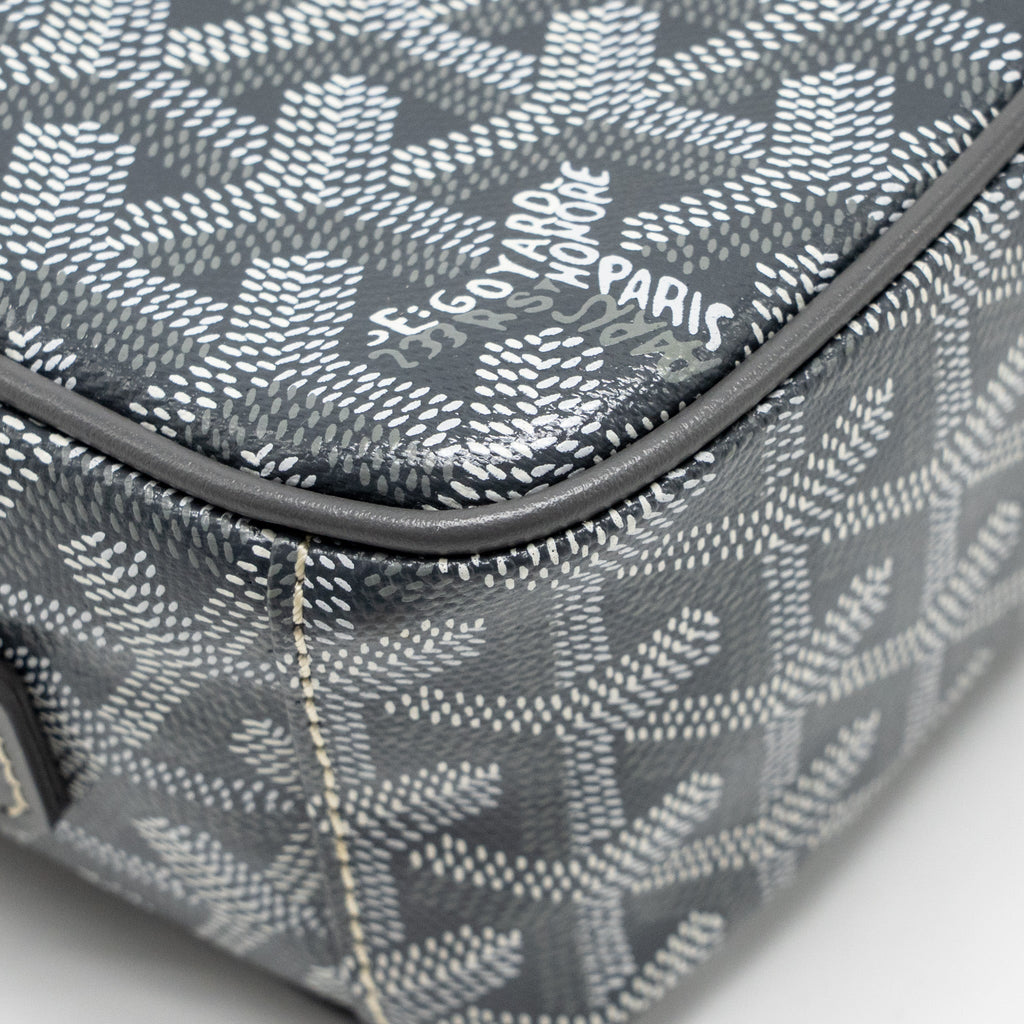 GOYARD CAP VERT PM CROSSBODY BAG GOYARDINE CANVAS/LEATHER GREY SHW